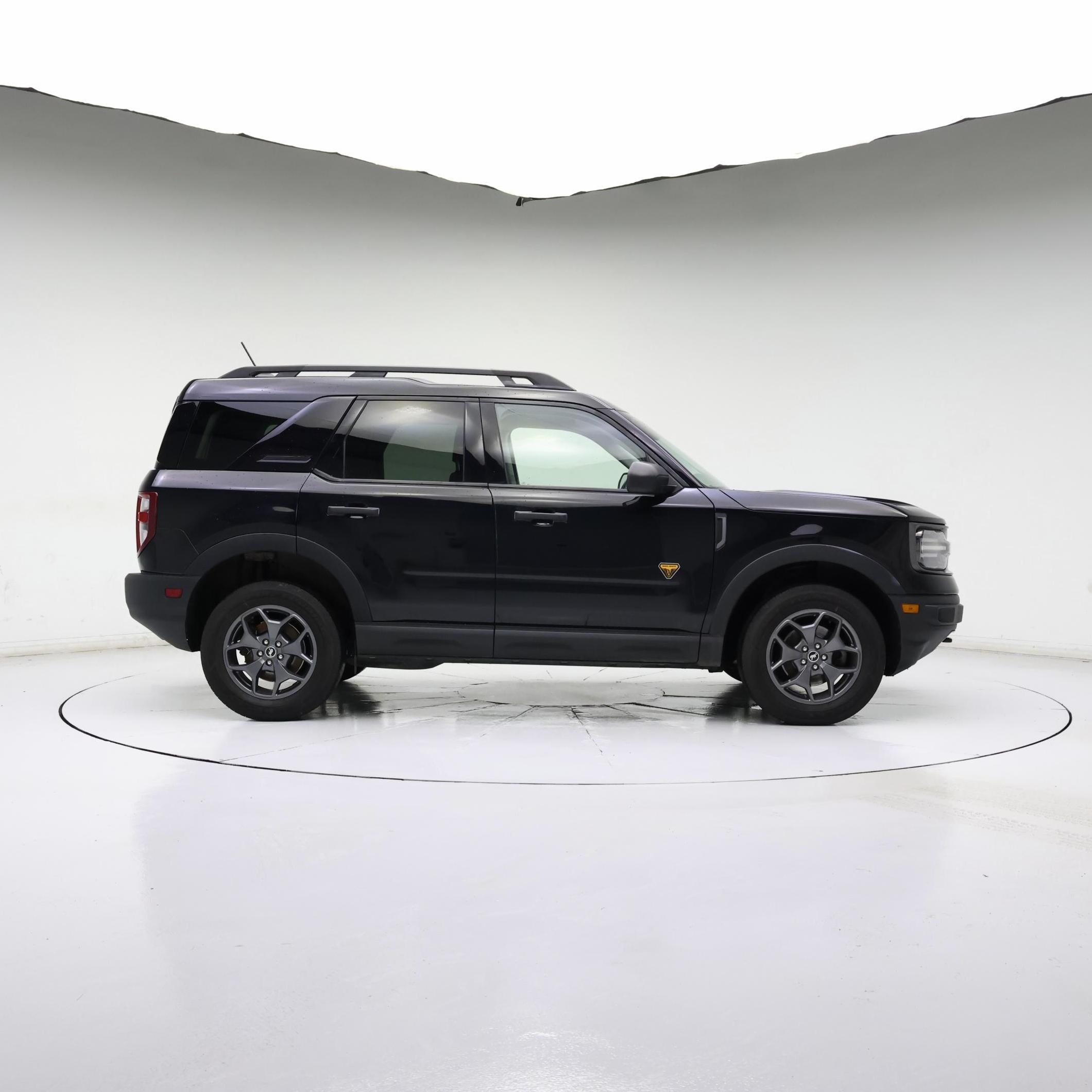 Thumbnail: 2021 Ford Bronco Sport - 3