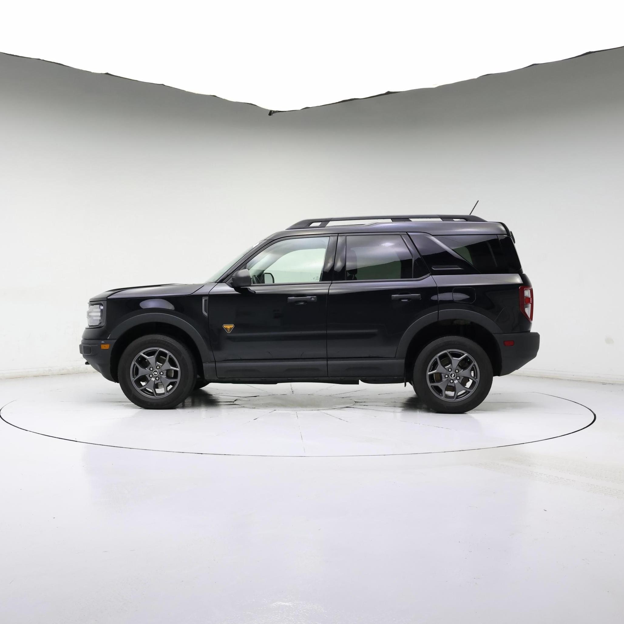 Thumbnail: 2021 Ford Bronco Sport - 7