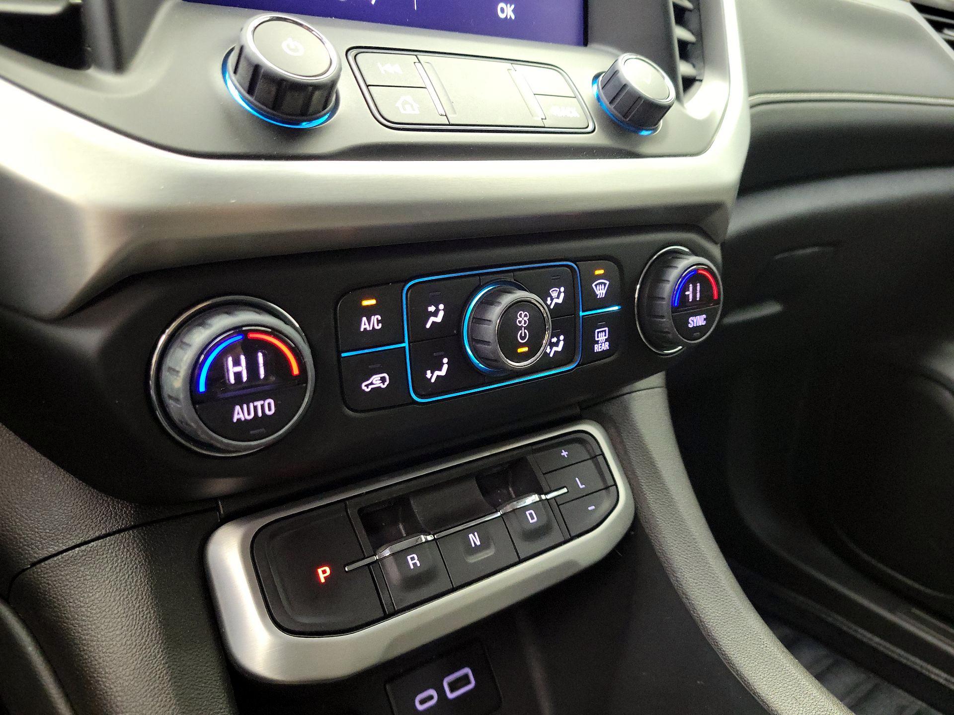 Thumbnail: 2023 GMC Acadia - 15