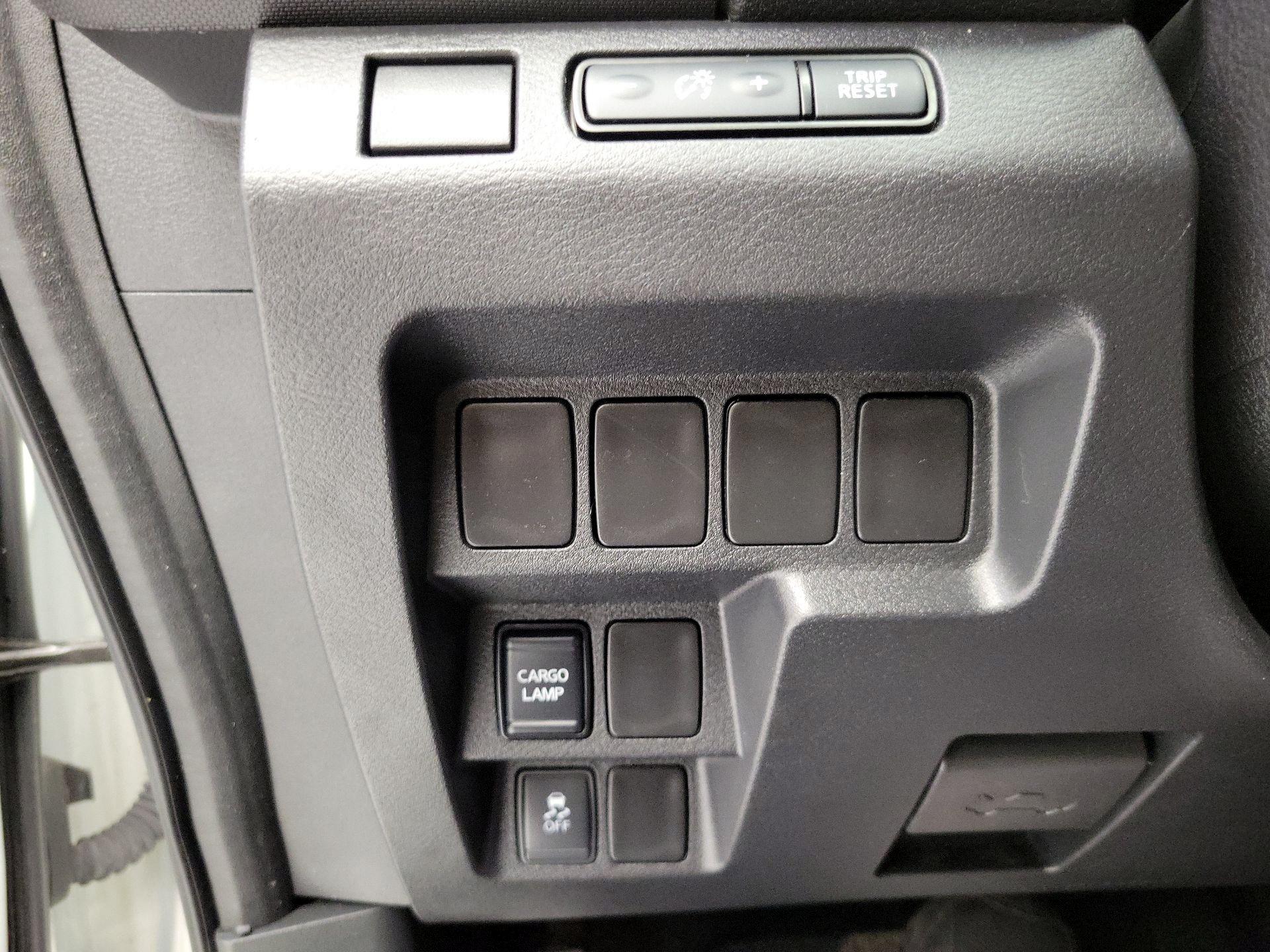 Thumbnail: 2022 Nissan Frontier - 13