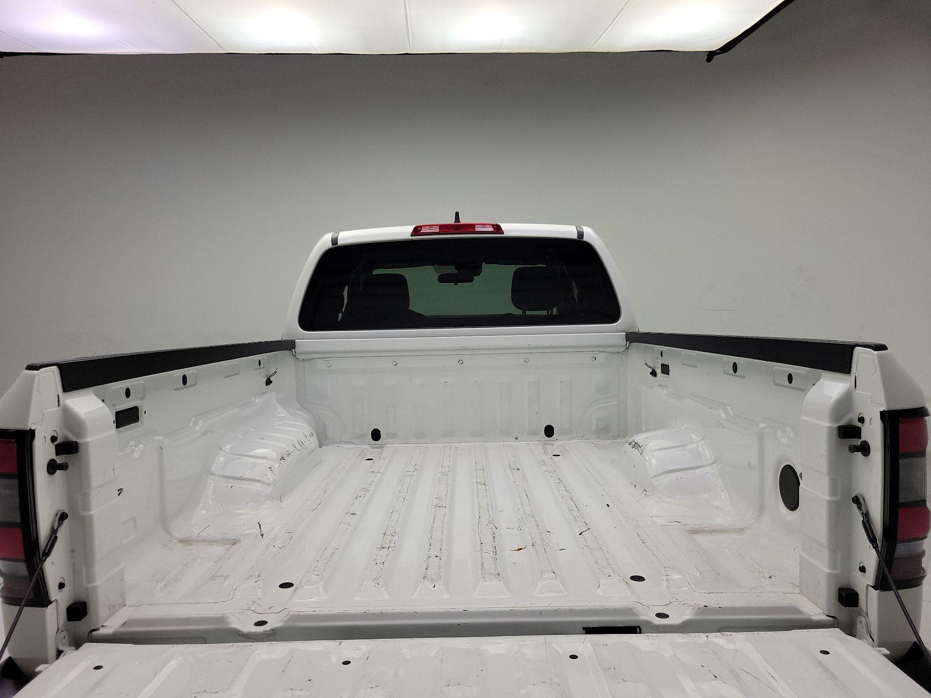 Thumbnail: 2022 Nissan Frontier - 20