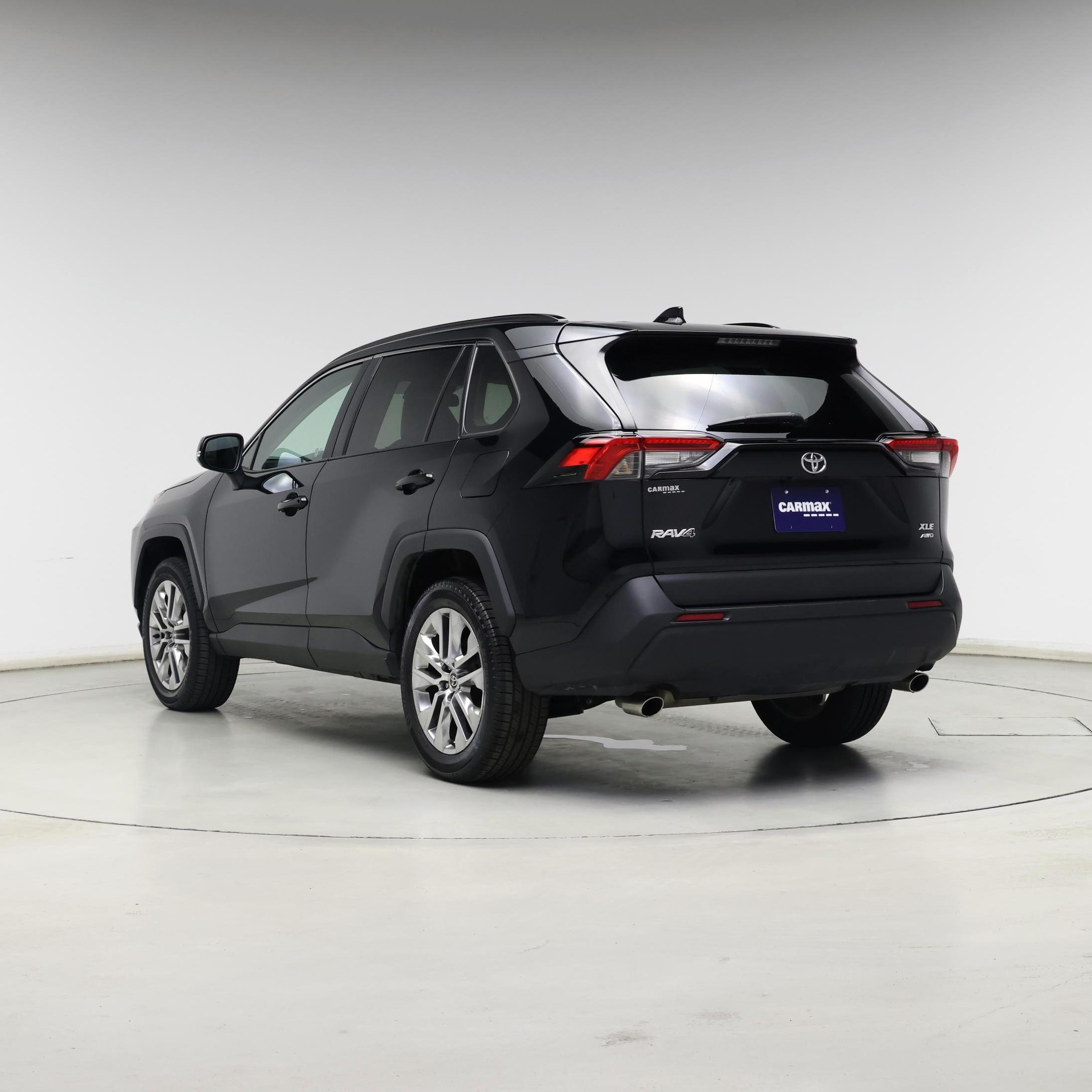 Thumbnail: 2021 Toyota RAV4 - 2