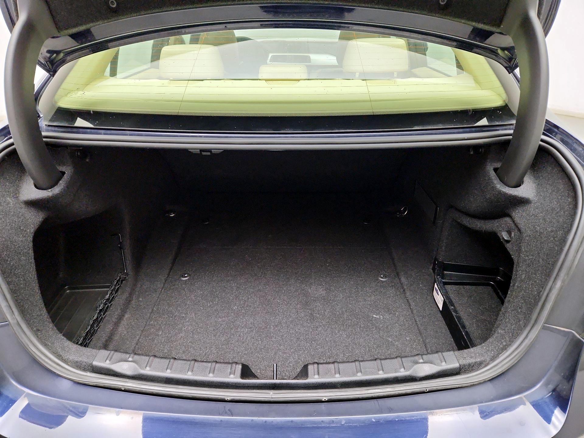 Thumbnail: 2015 BMW 3 Series - 20