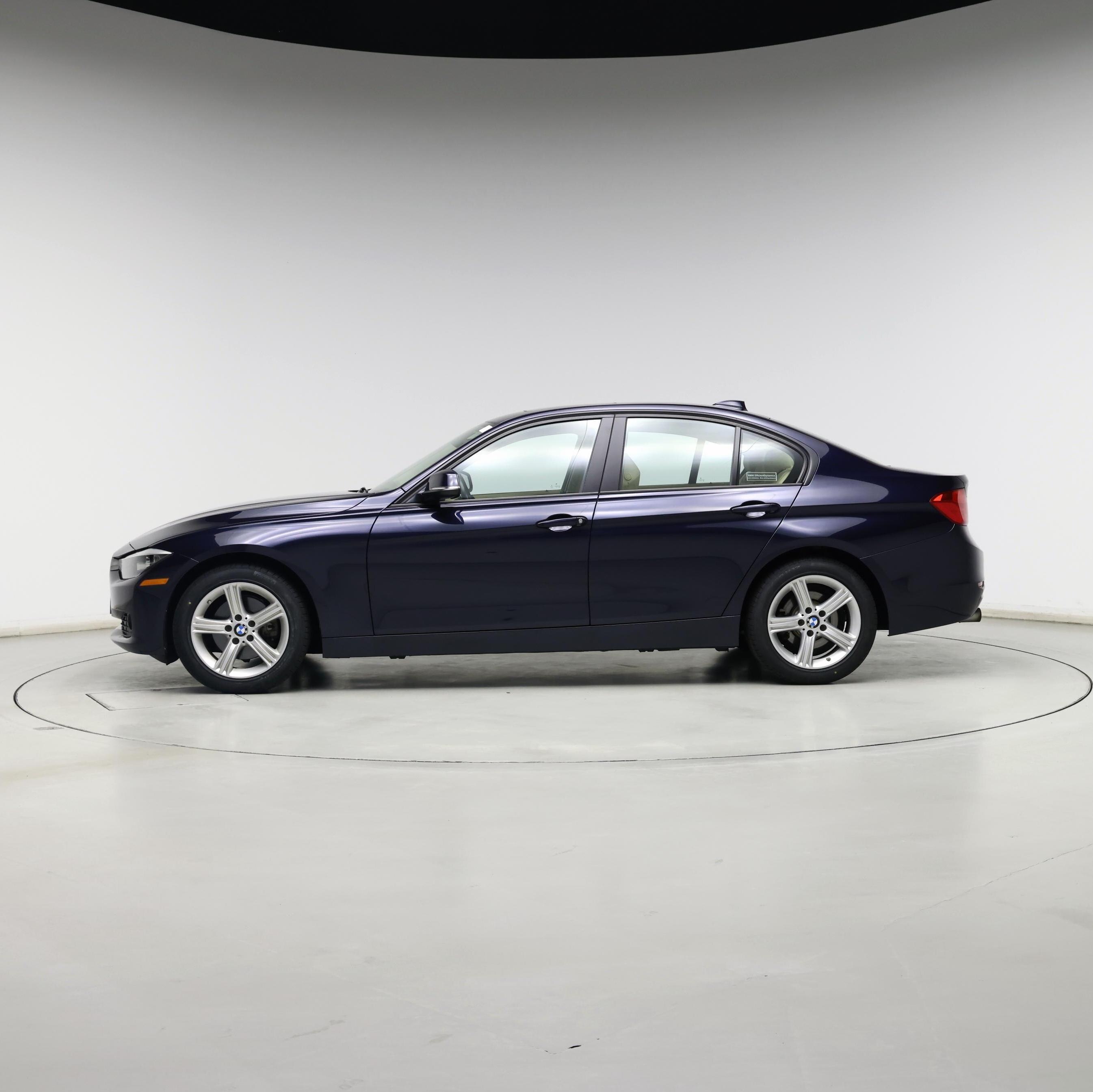 Thumbnail: 2015 BMW 3 Series - 3