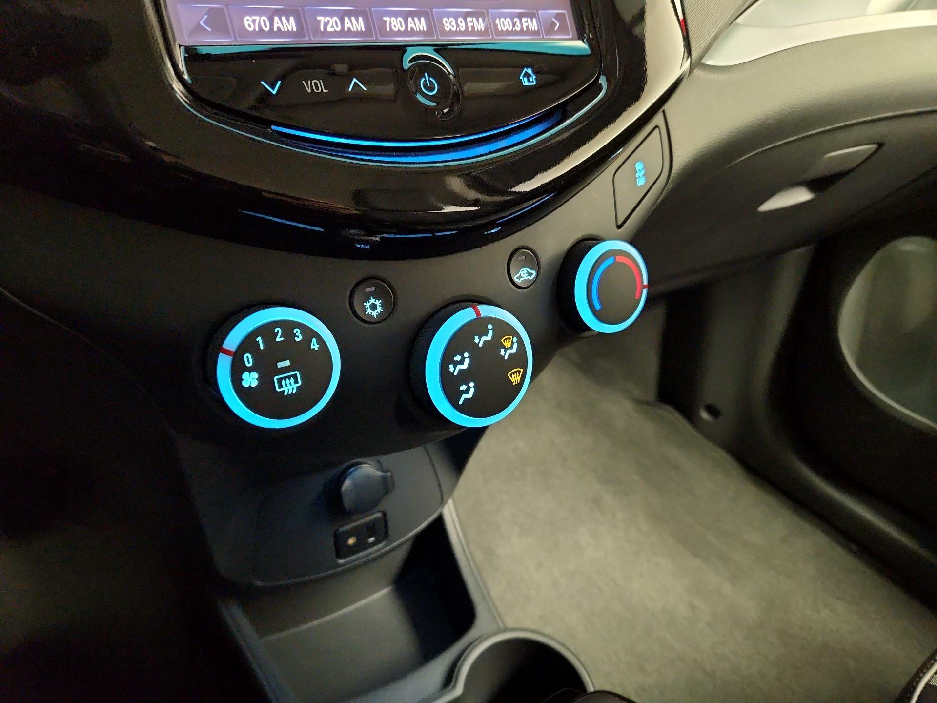 Thumbnail: 2015 Chevrolet Spark - 15