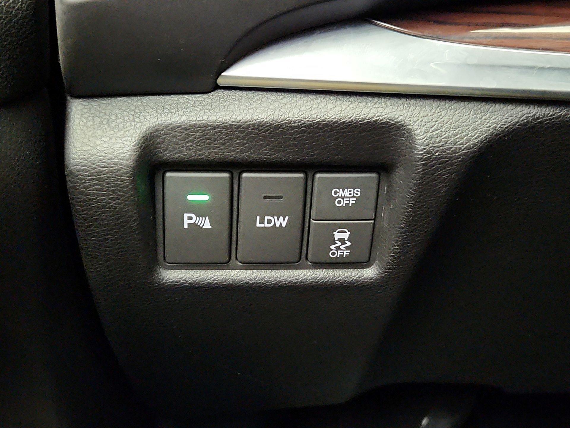 Thumbnail: 2014 Acura MDX - 13