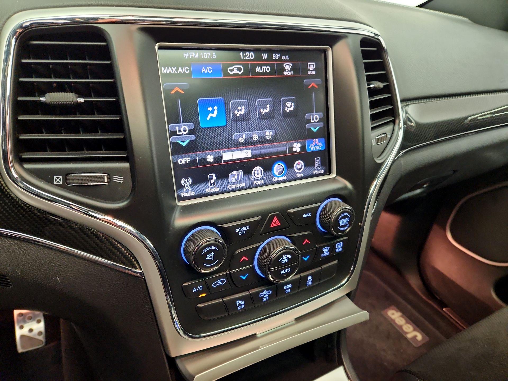 Thumbnail: 2014 Jeep Grand Cherokee - 17