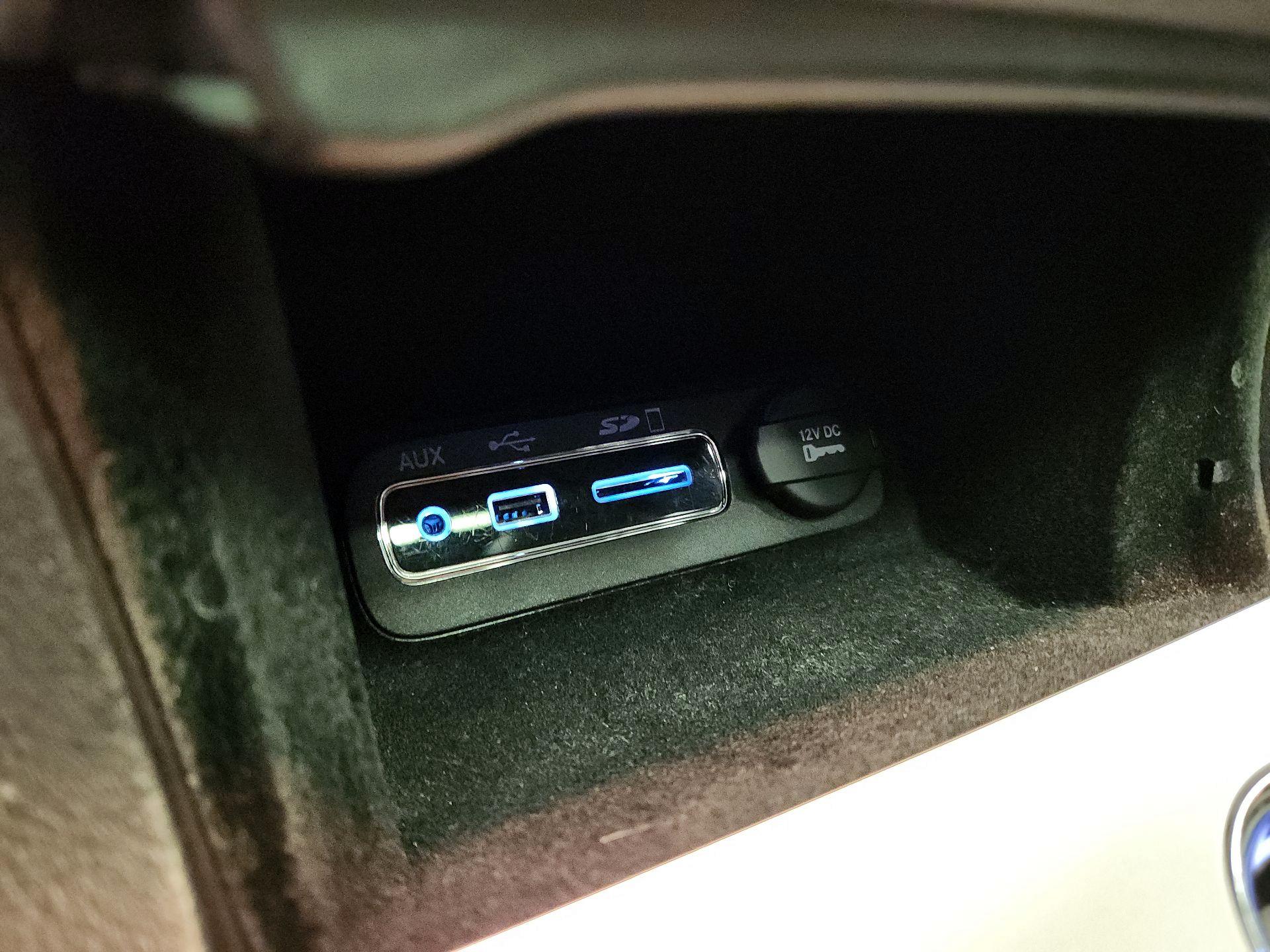 Thumbnail: 2014 Jeep Grand Cherokee - 19