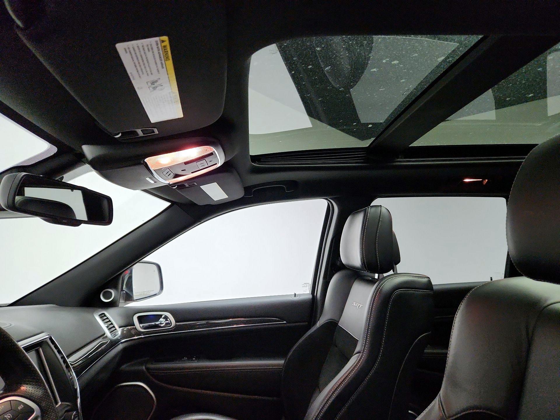 Thumbnail: 2014 Jeep Grand Cherokee - 20