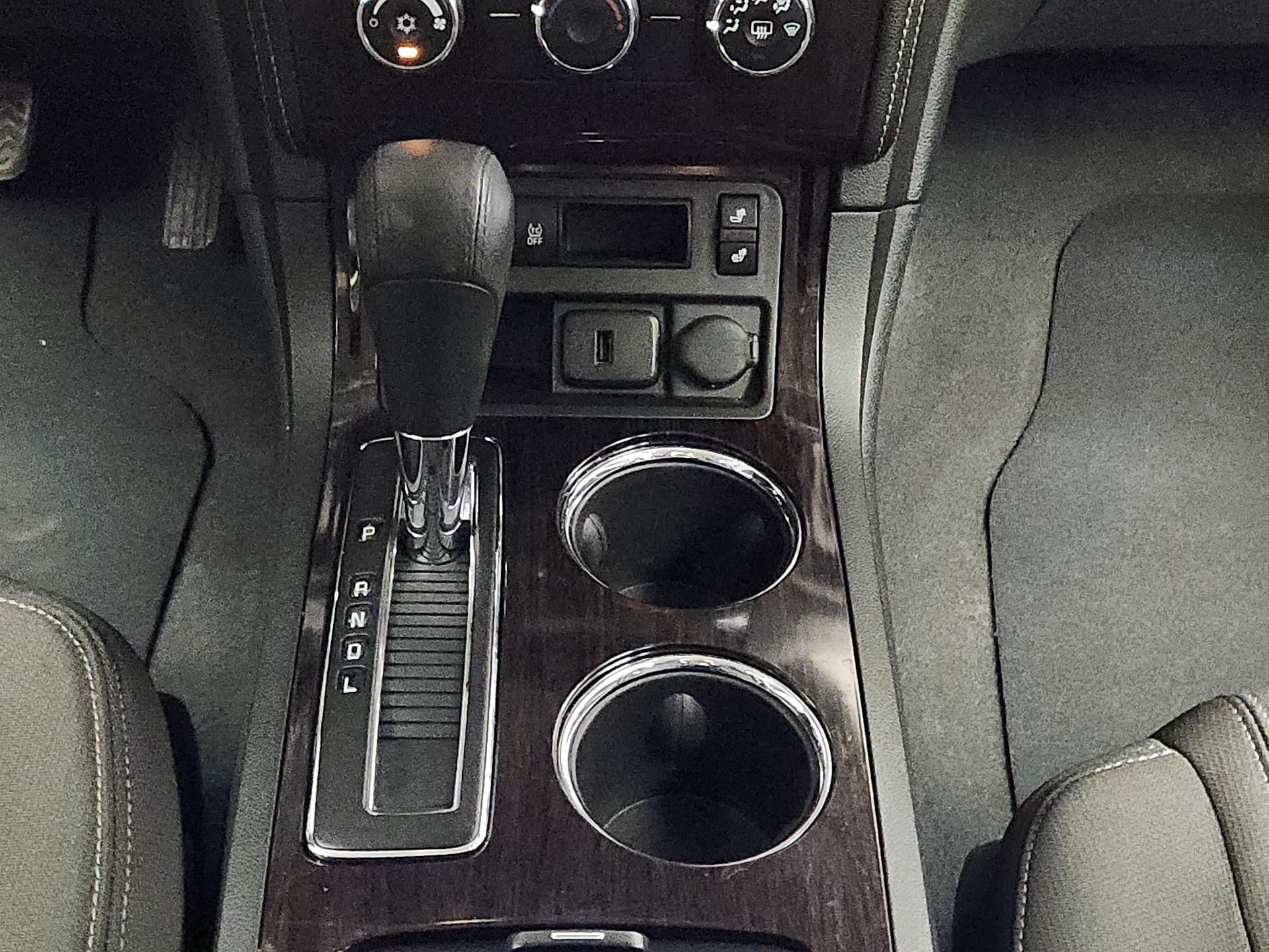 Thumbnail: 2017 Chevrolet Traverse - 17