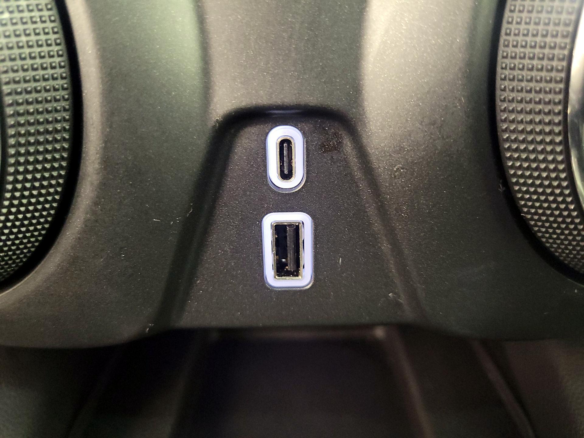 Thumbnail: 2023 Chevrolet Blazer - 19