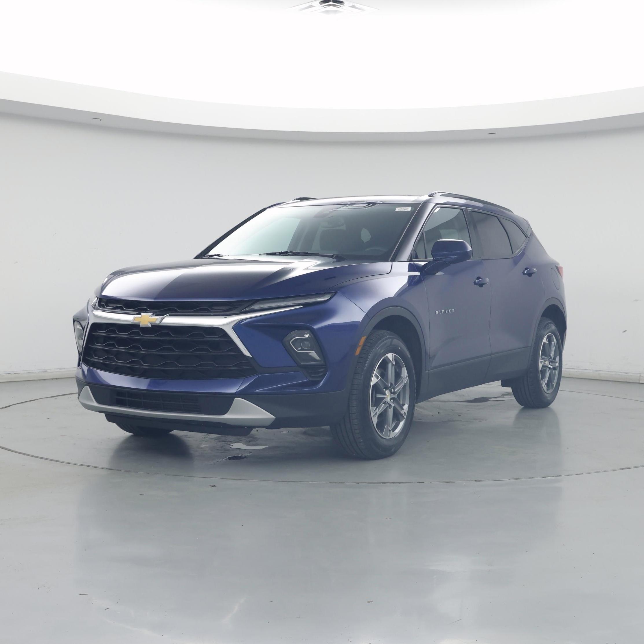 Thumbnail: 2023 Chevrolet Blazer - 4