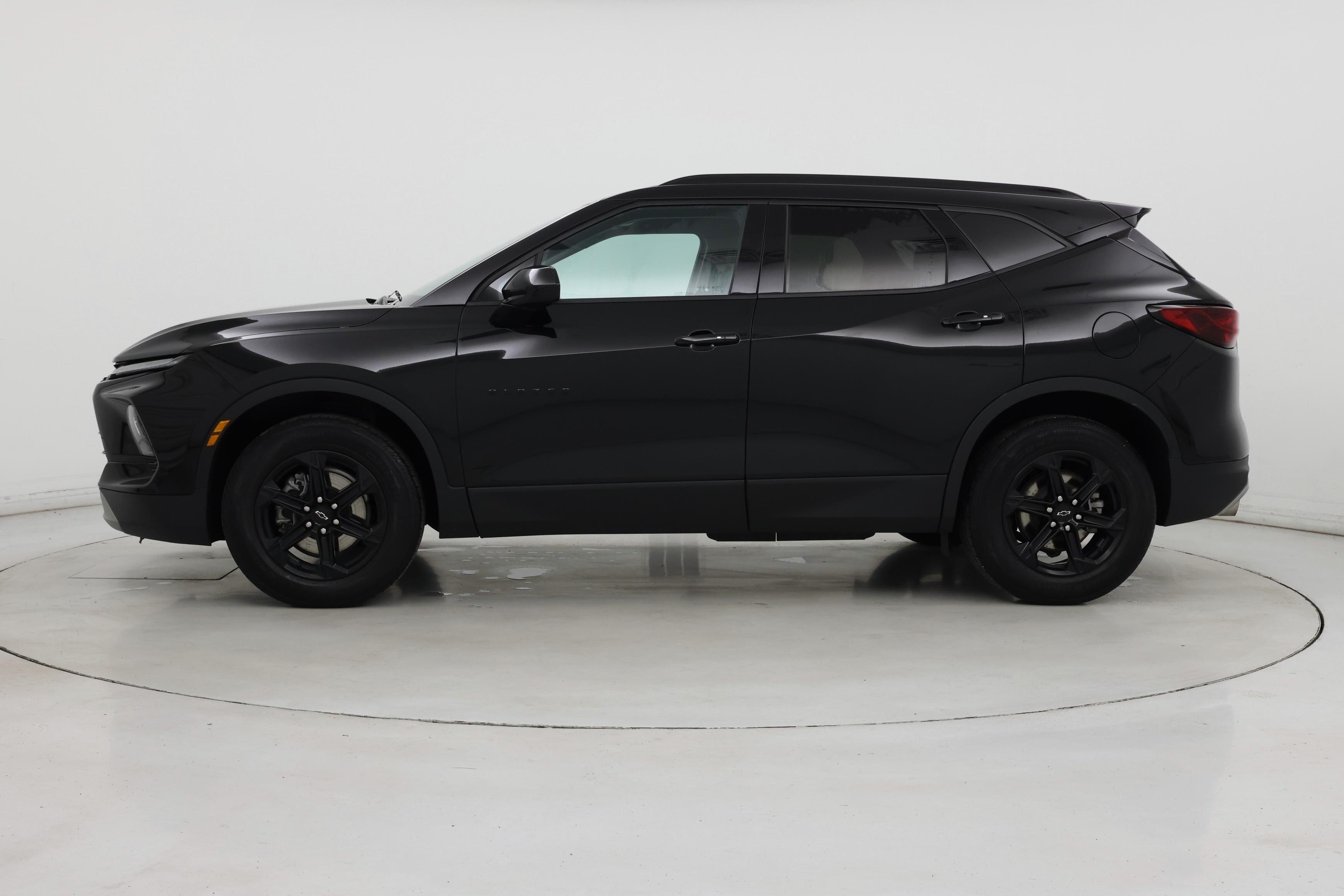 Thumbnail: 2024 Chevrolet Blazer - 3