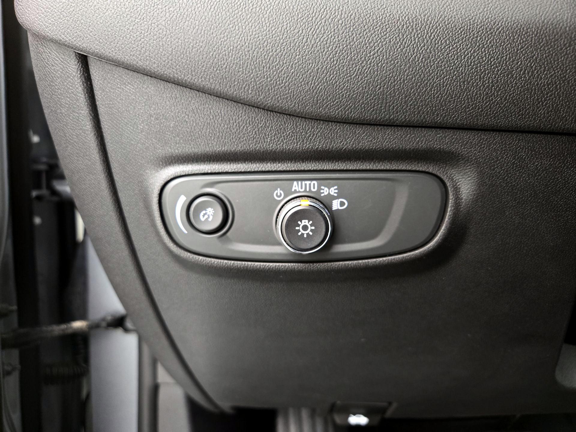 Thumbnail: 2024 Chevrolet Equinox - 13