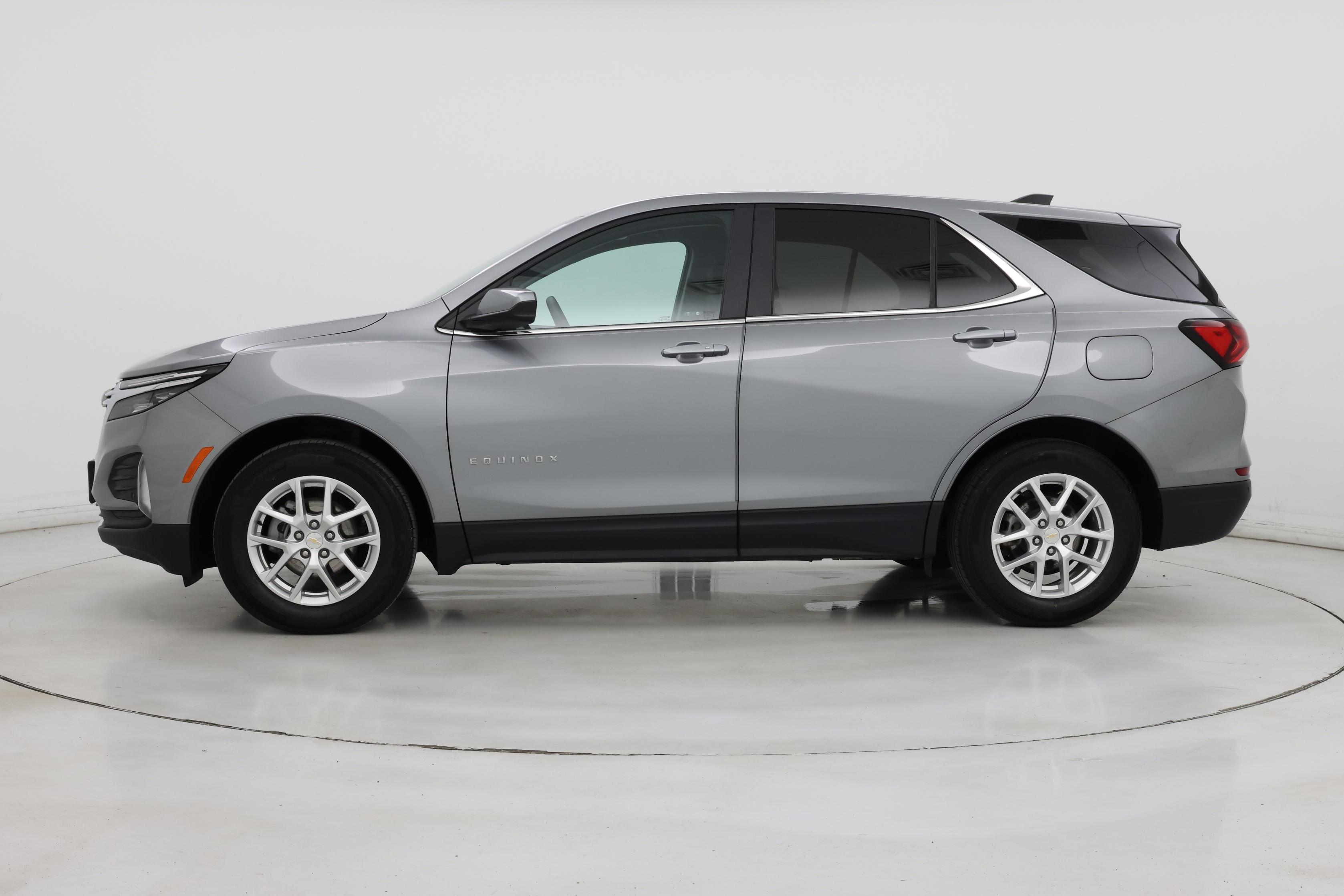 Thumbnail: 2024 Chevrolet Equinox - 3