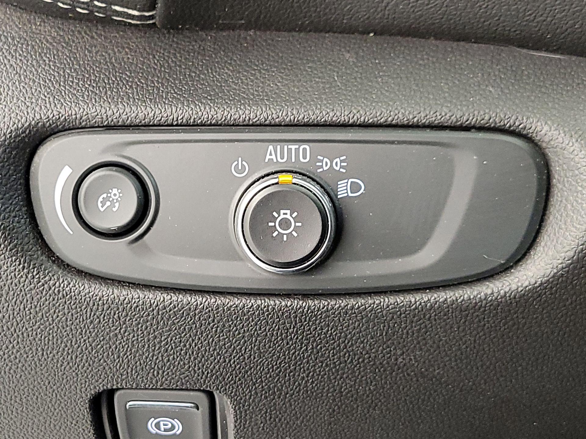 Thumbnail: 2023 Chevrolet Blazer - 13