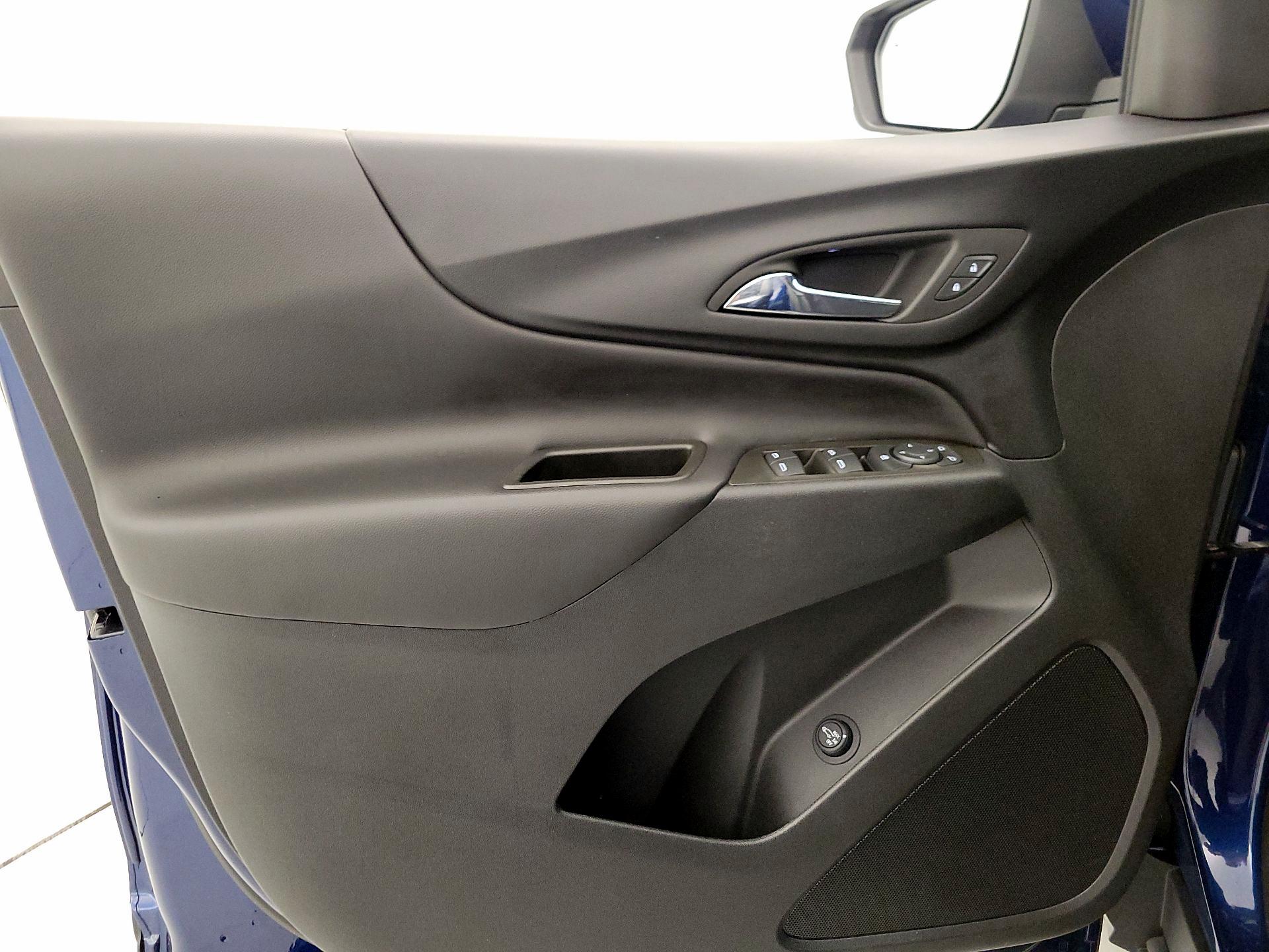 Thumbnail: 2023 Chevrolet Equinox - 12