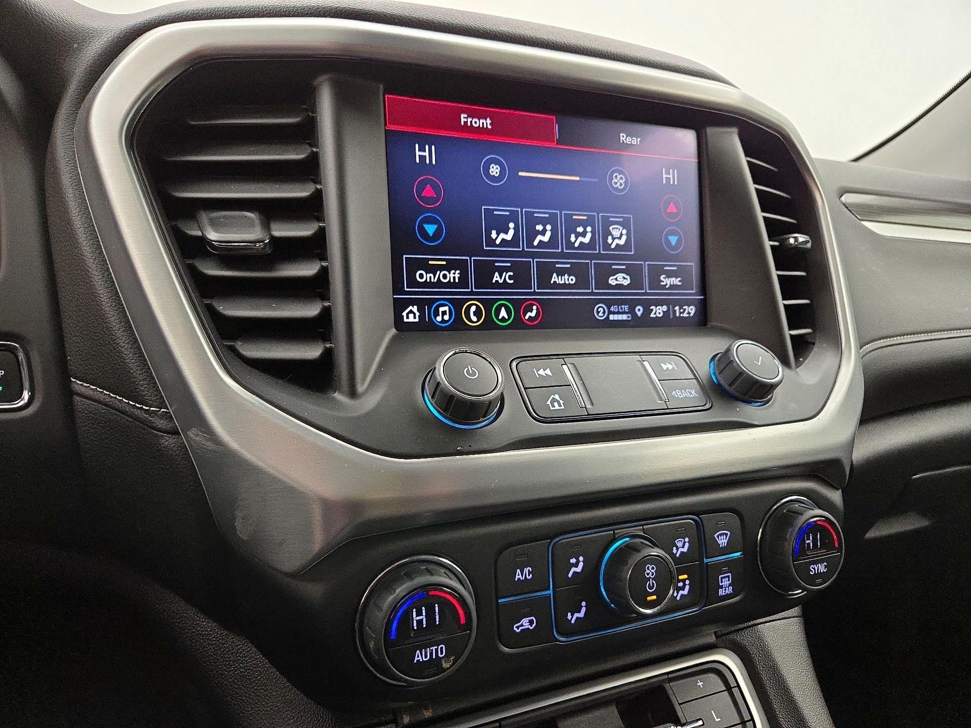 Thumbnail: 2023 GMC Acadia - 17