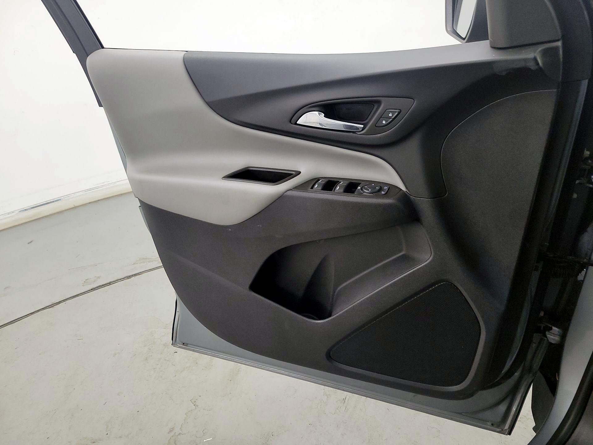 Thumbnail: 2023 Chevrolet Equinox - 12