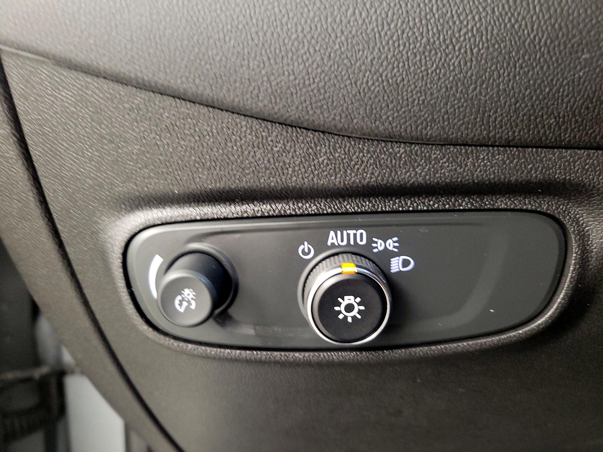 Thumbnail: 2023 Chevrolet Equinox - 13