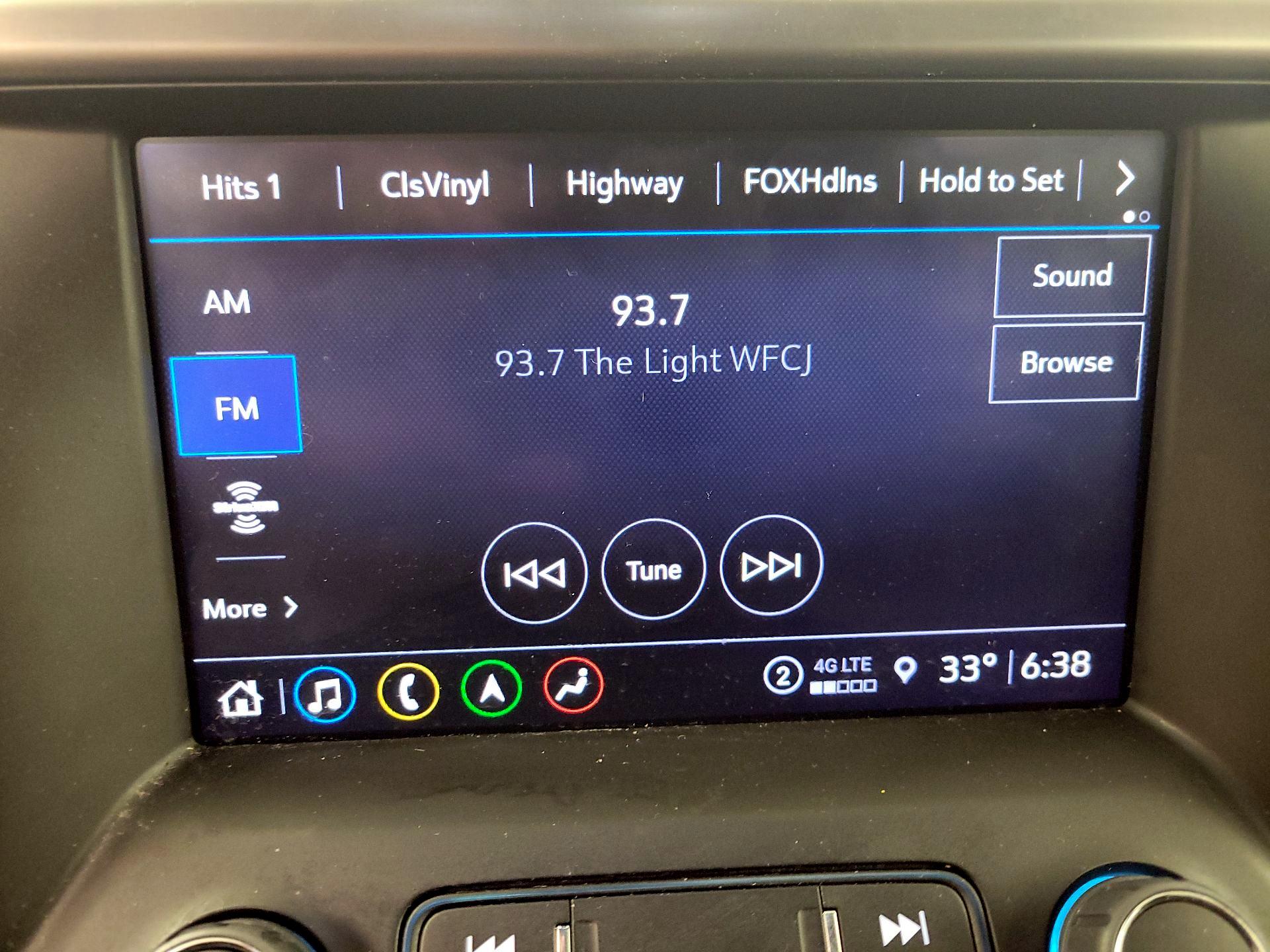 Thumbnail: 2023 GMC Acadia - 16