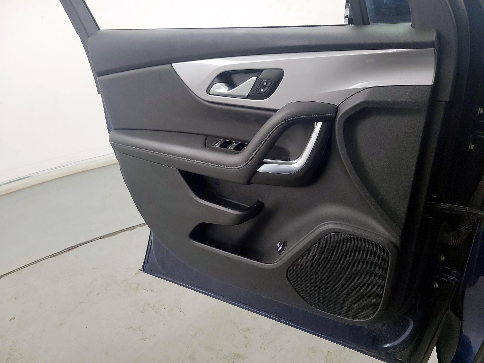 Thumbnail: 2022 Chevrolet Blazer - 12