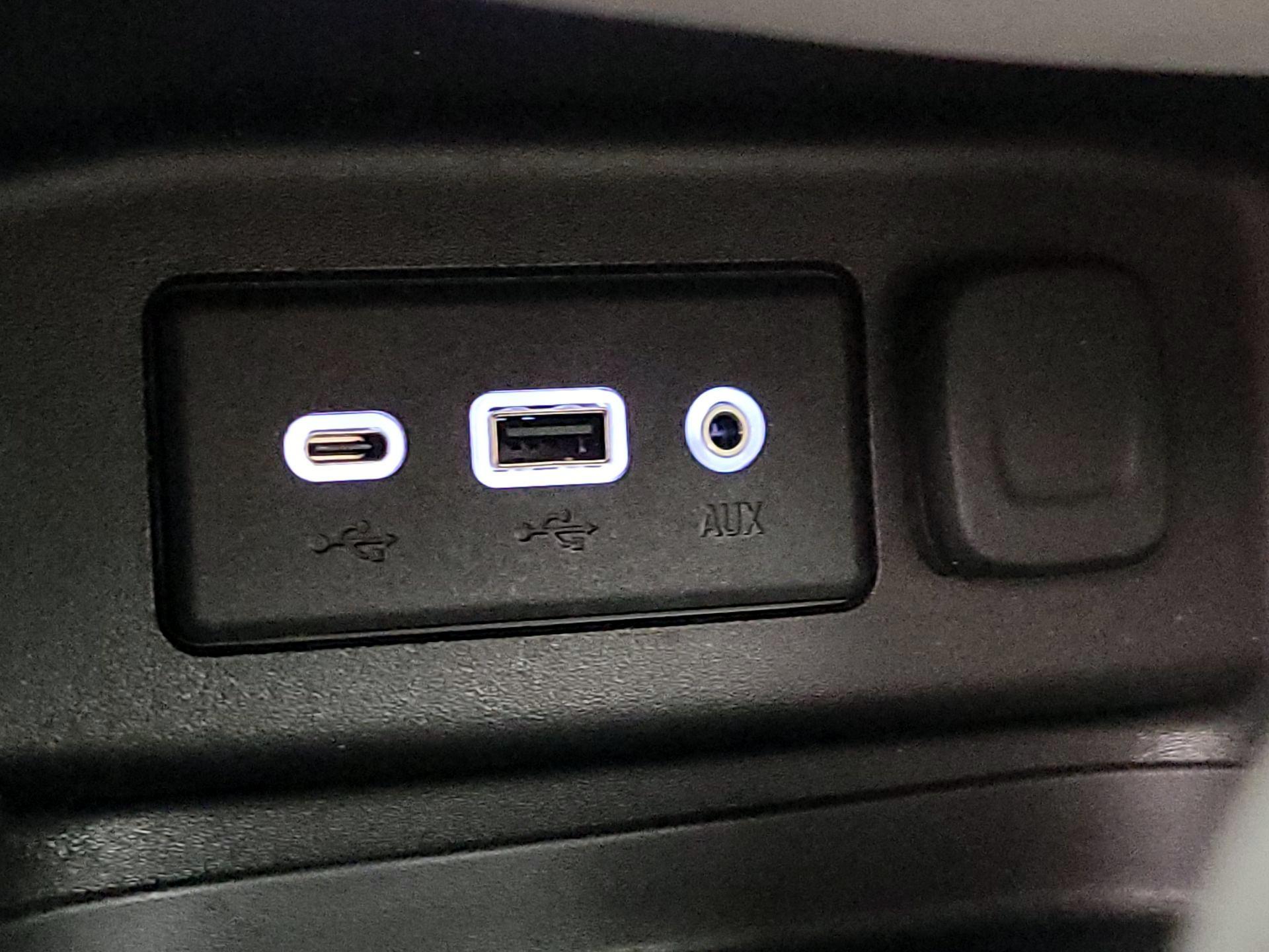 Thumbnail: 2023 Chevrolet Equinox - 18