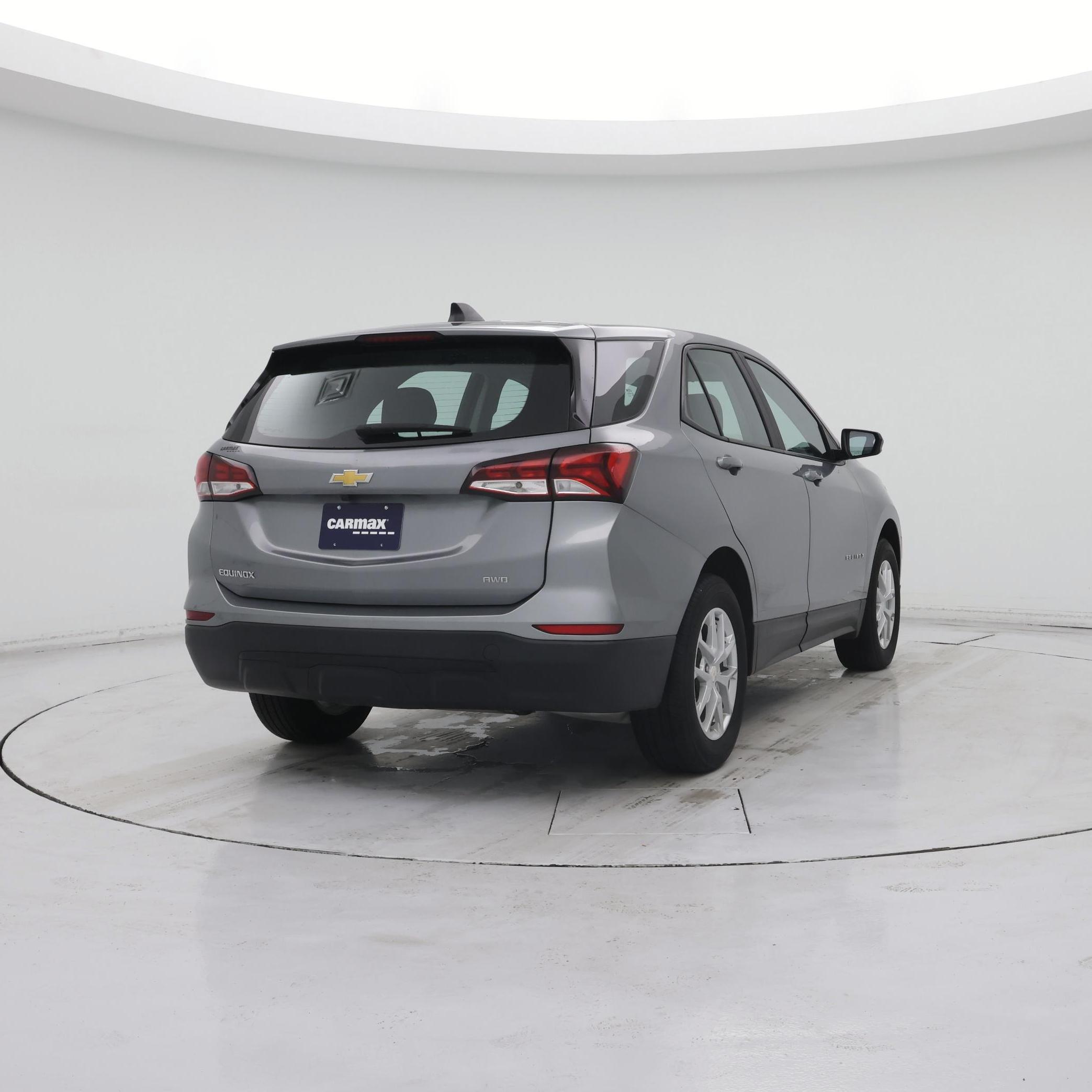 Thumbnail: 2023 Chevrolet Equinox - 8