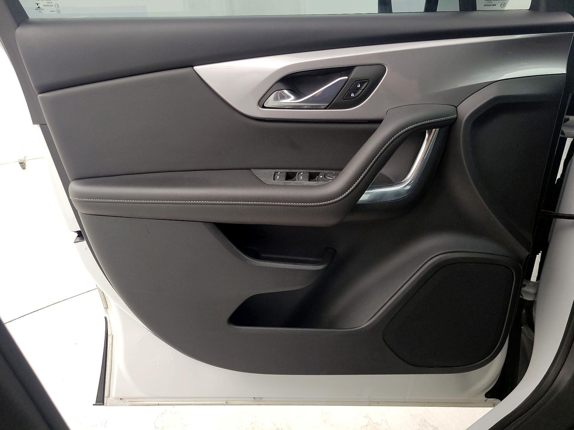 Thumbnail: 2023 Chevrolet Blazer - 12