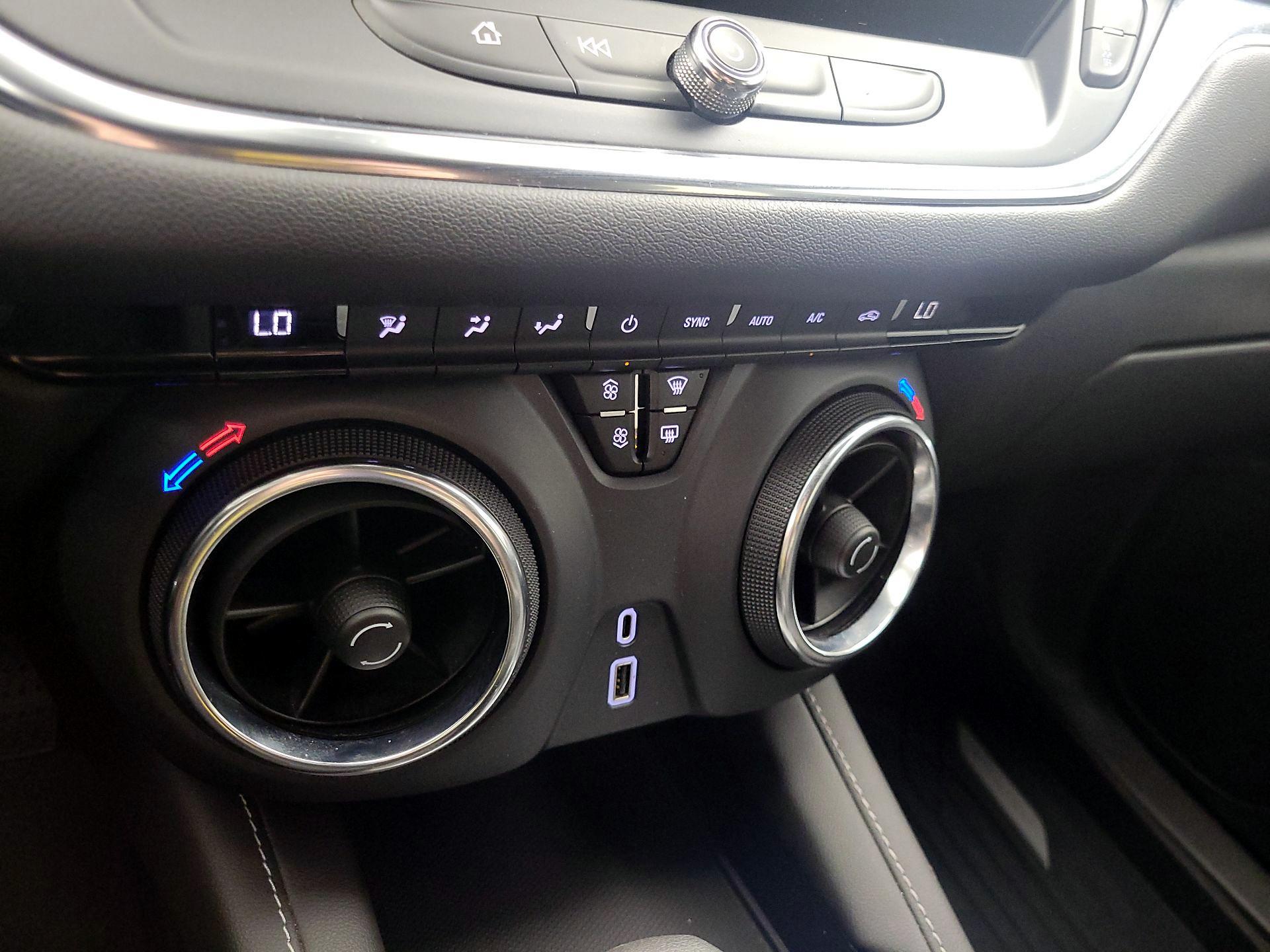 Thumbnail: 2023 Chevrolet Blazer - 16