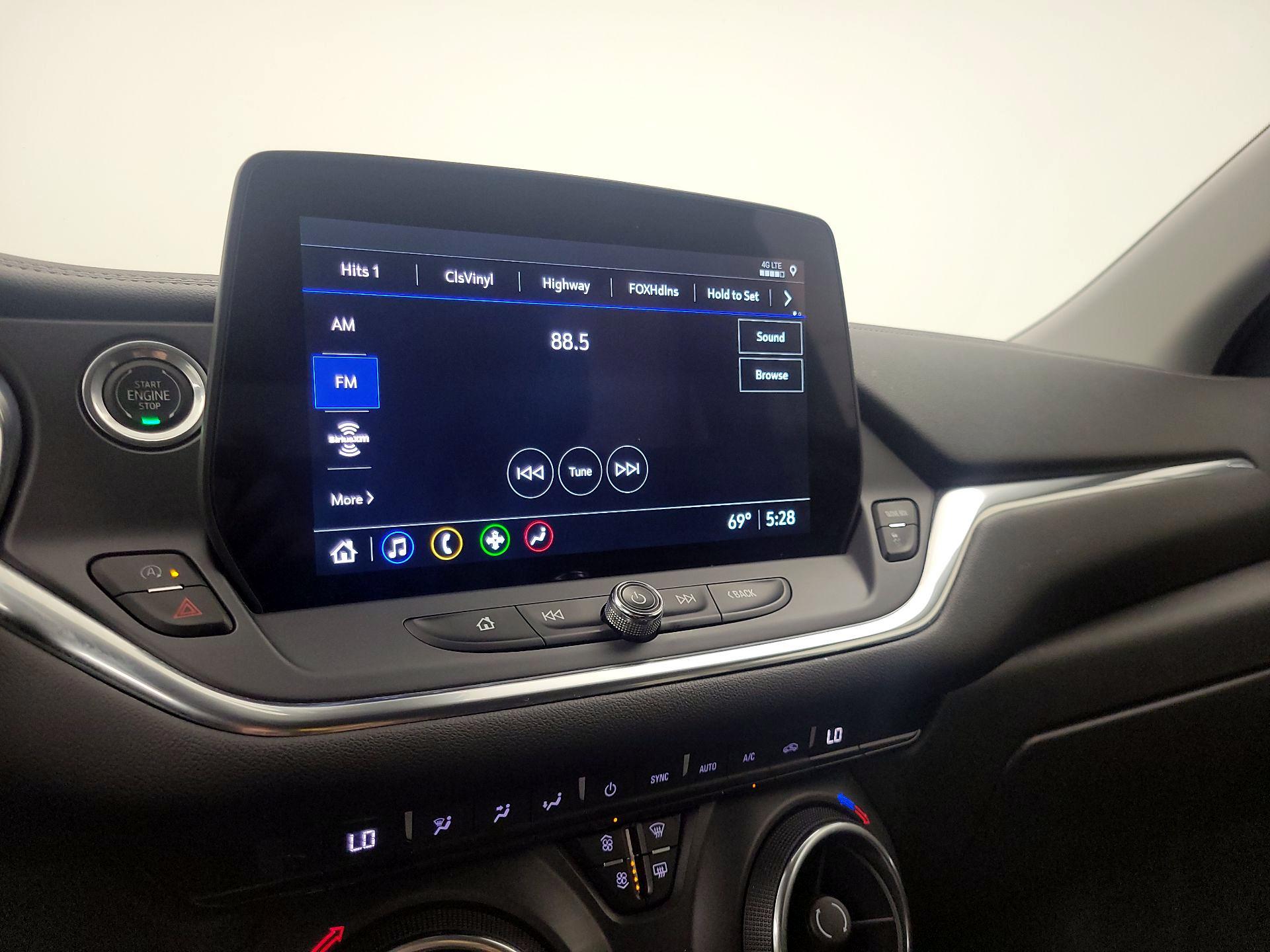 Thumbnail: 2023 Chevrolet Blazer - 15