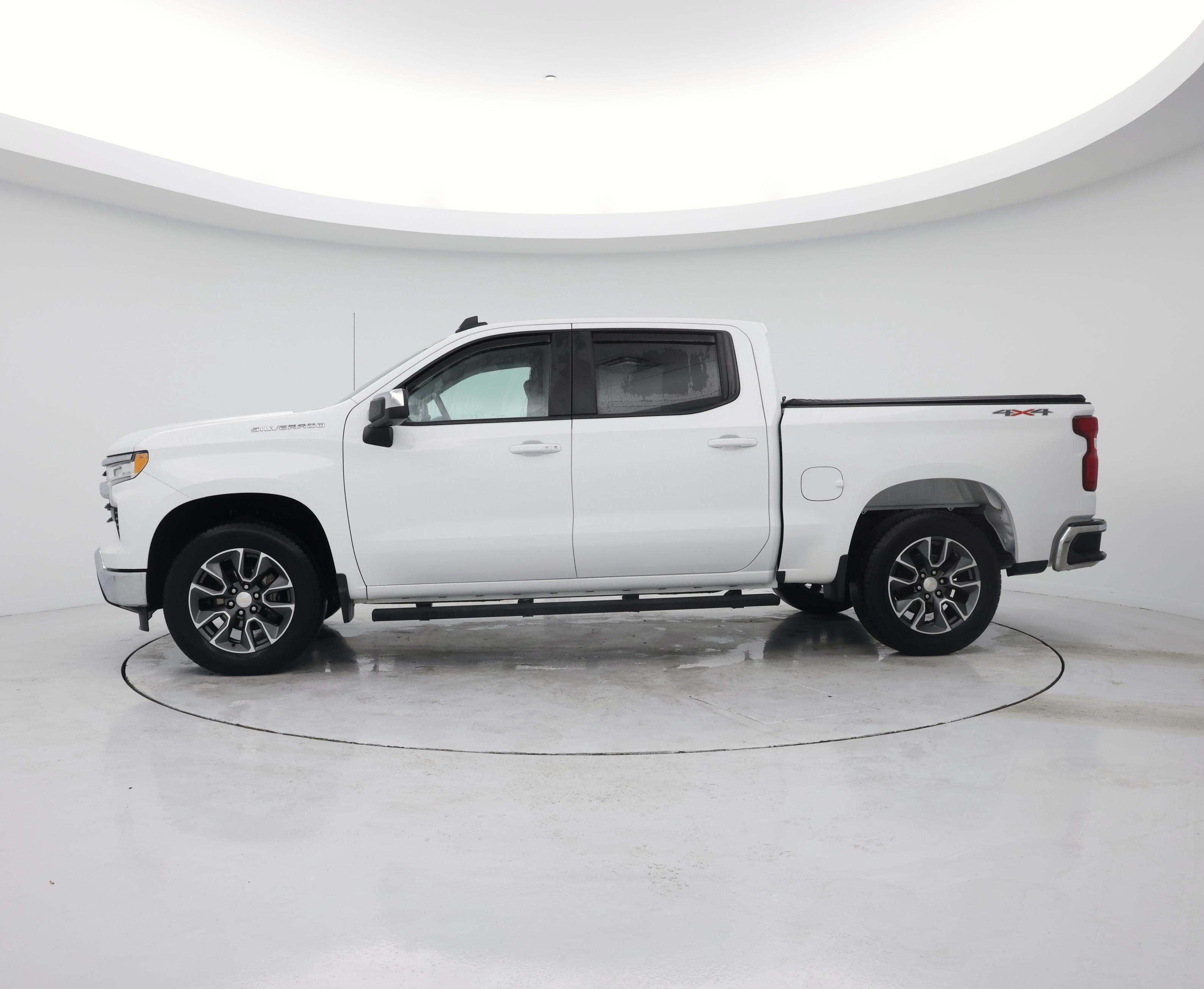 Thumbnail: 2023 Chevrolet Silverado 1500 - 3