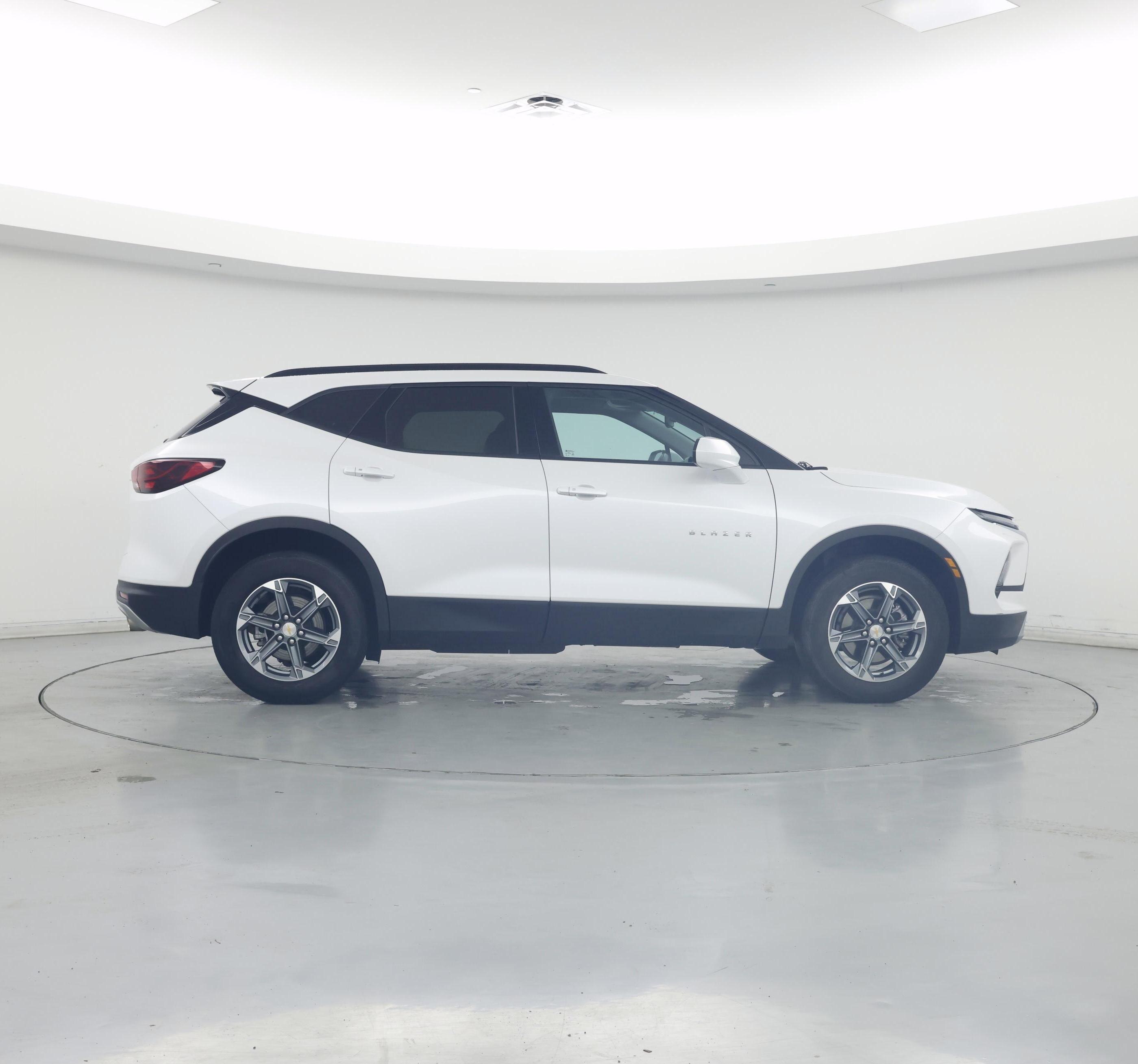 Thumbnail: 2023 Chevrolet Blazer - 7