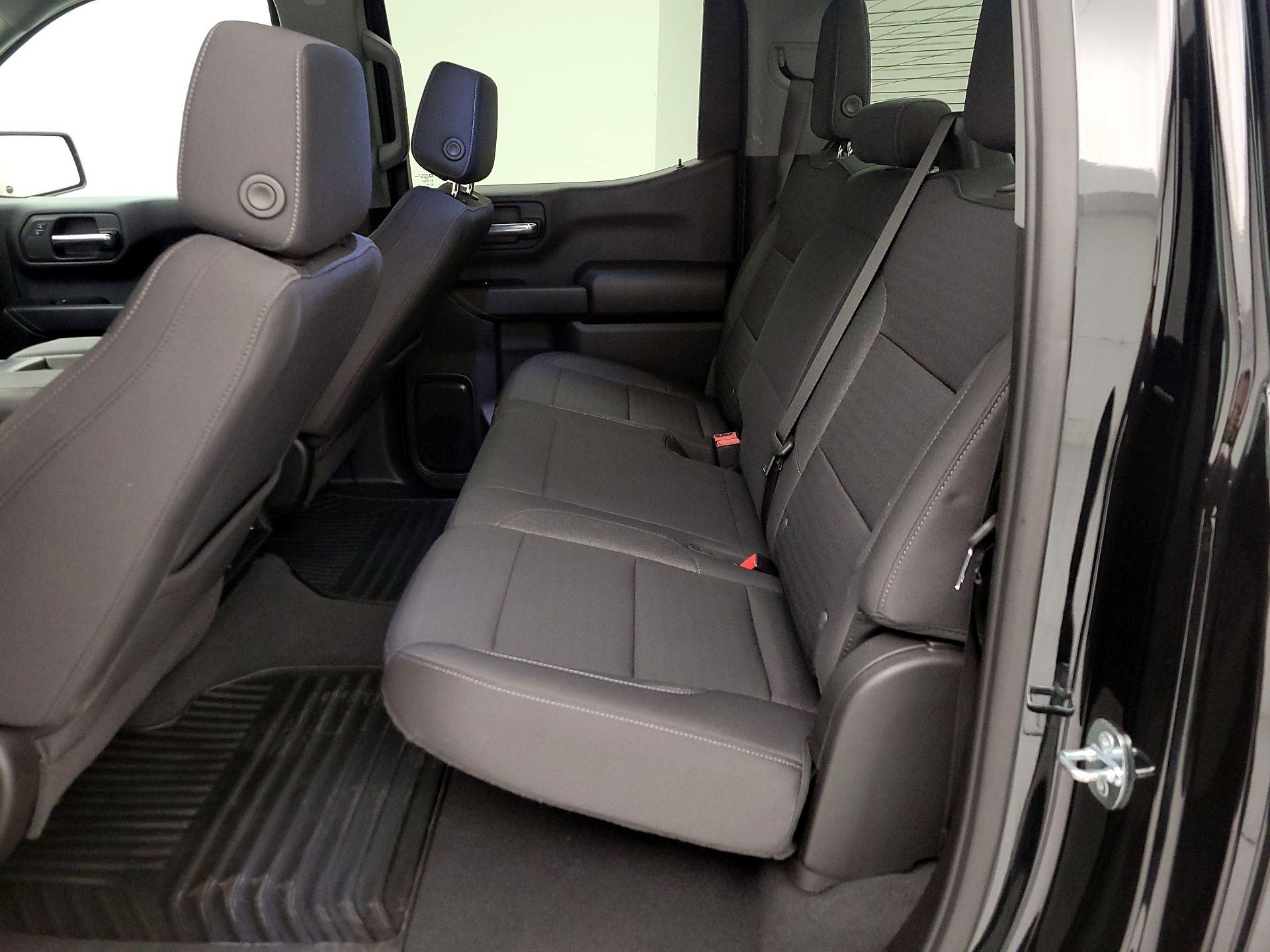 Thumbnail: 2023 Chevrolet Silverado 1500 - 19