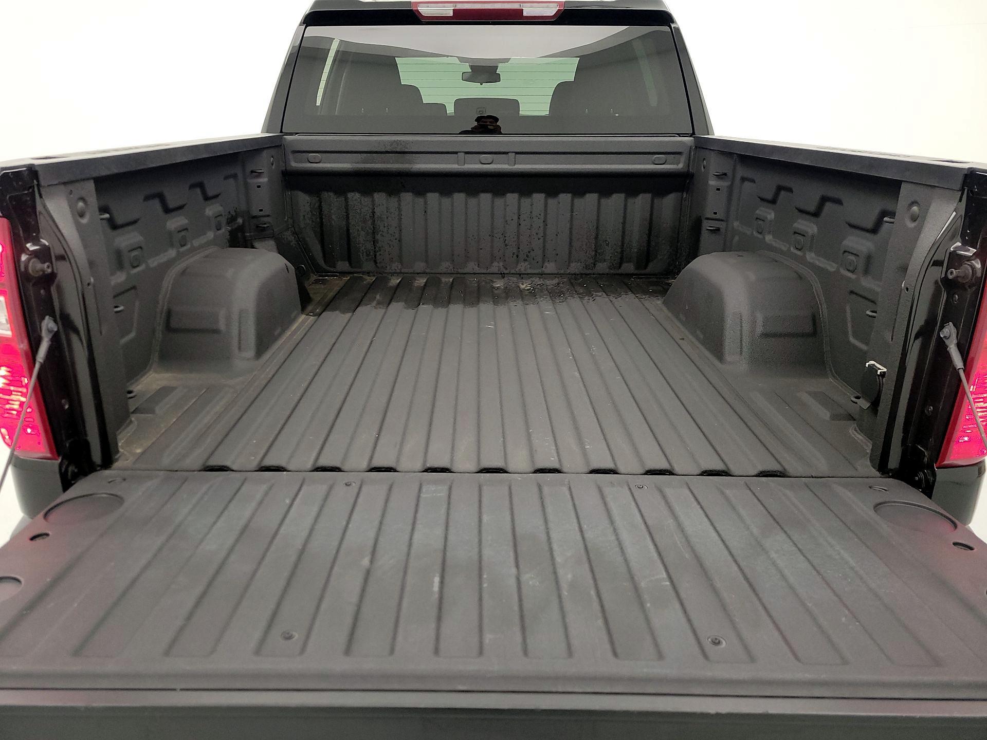 Thumbnail: 2023 Chevrolet Silverado 1500 - 20