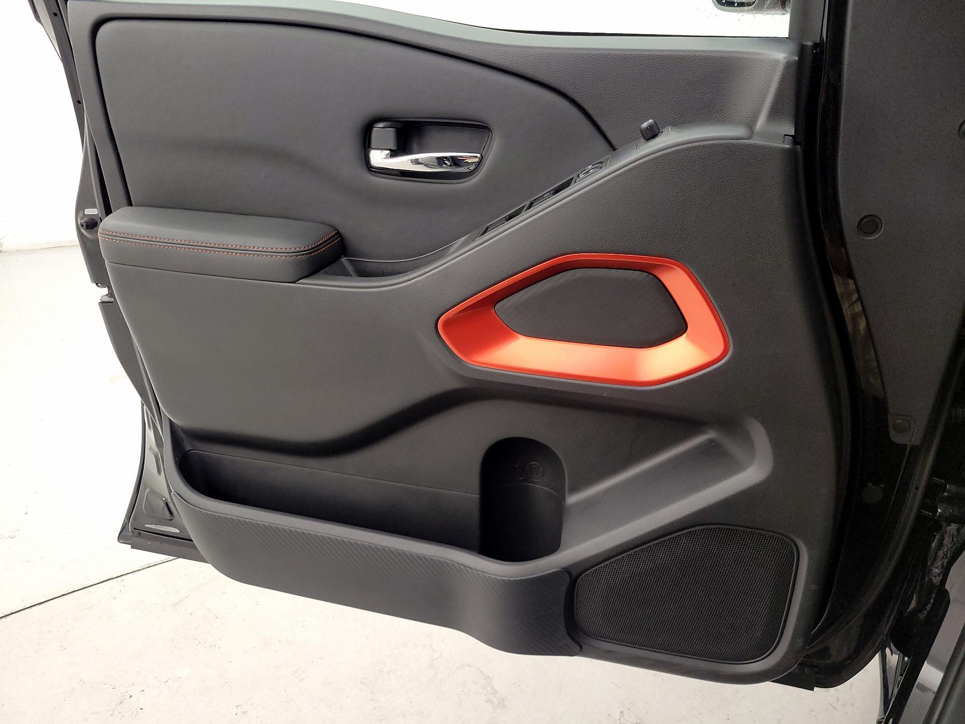 Thumbnail: 2022 Nissan Frontier - 12