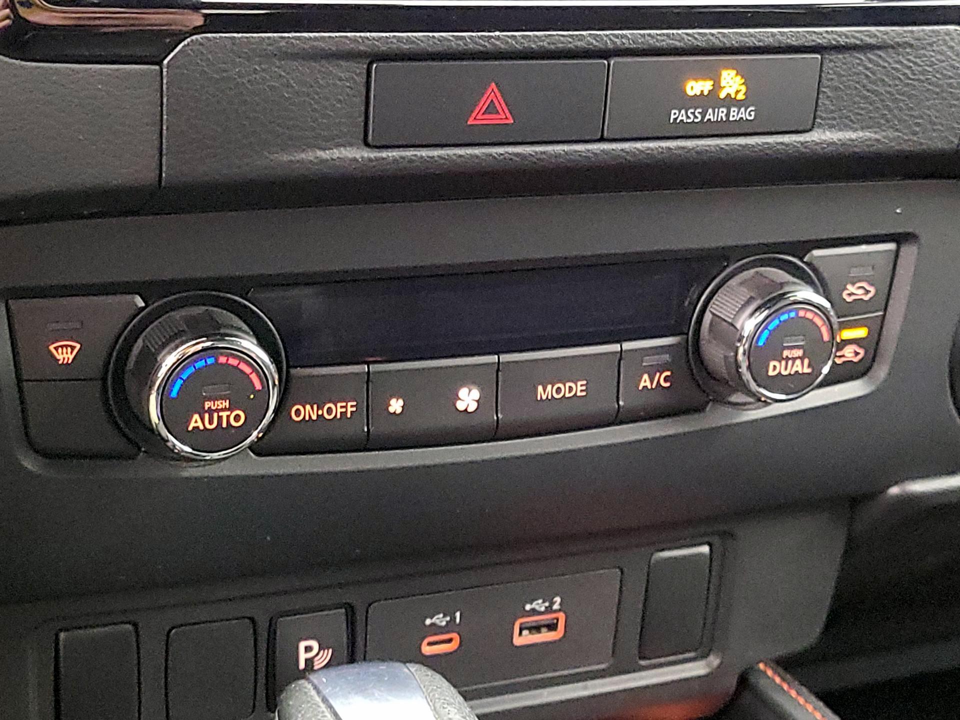 Thumbnail: 2022 Nissan Frontier - 17