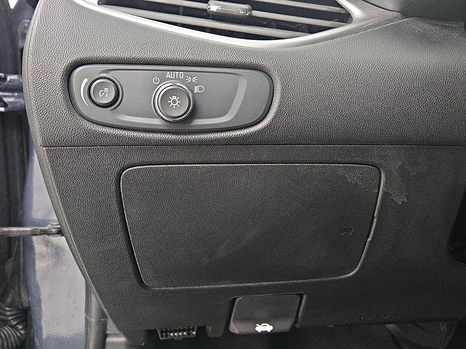 Thumbnail: 2025 Chevrolet Malibu - 13