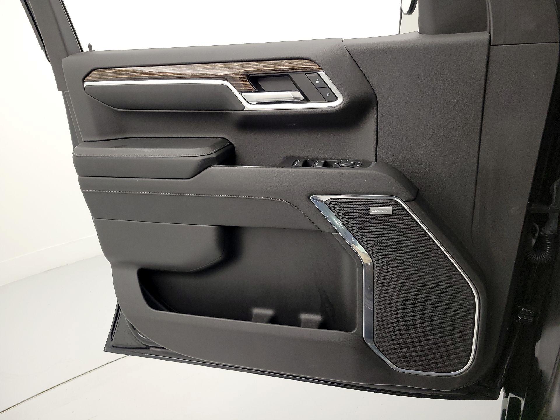 Thumbnail: 2023 GMC Sierra 1500 - 12