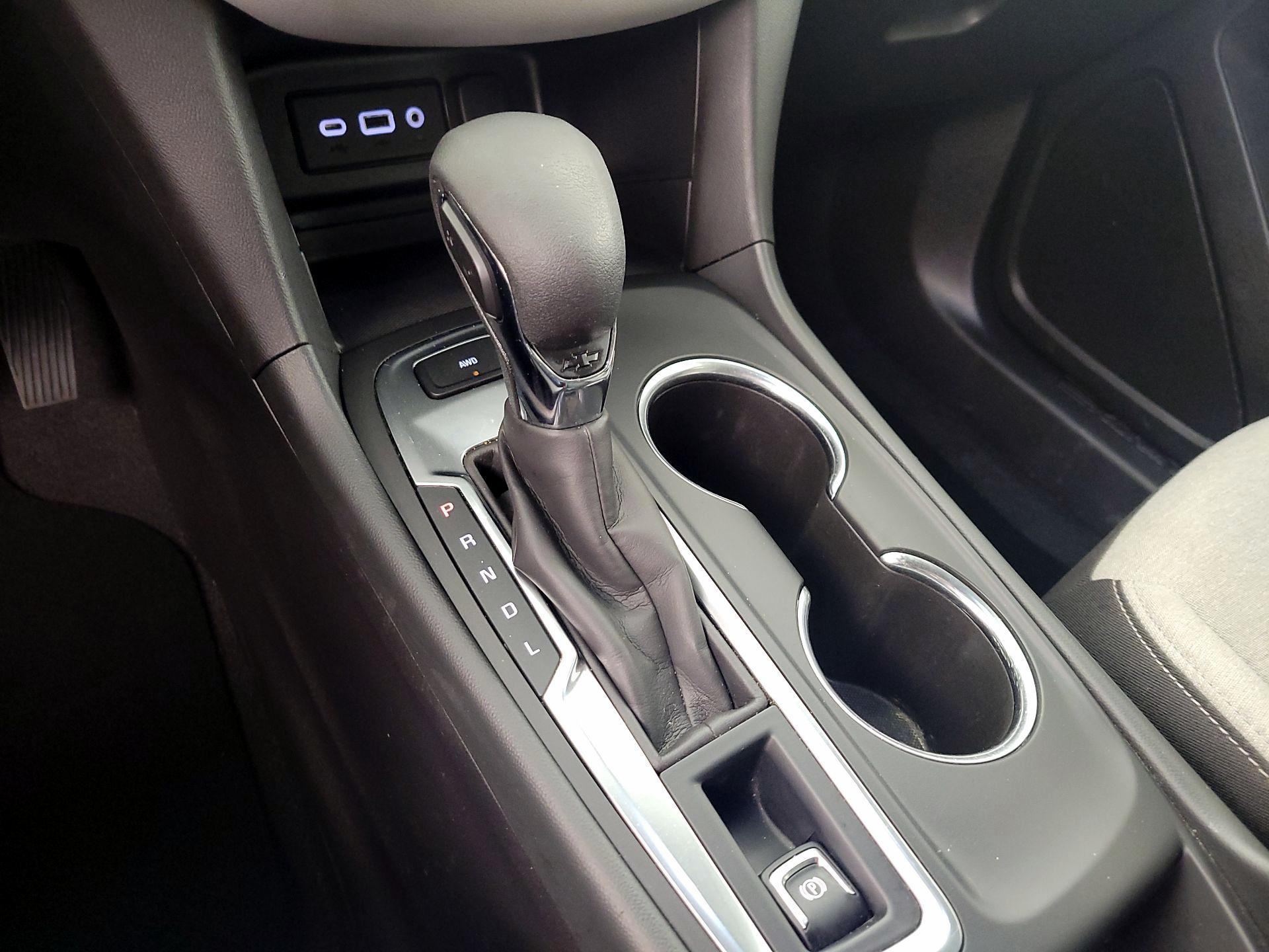 Thumbnail: 2023 Chevrolet Equinox - 18