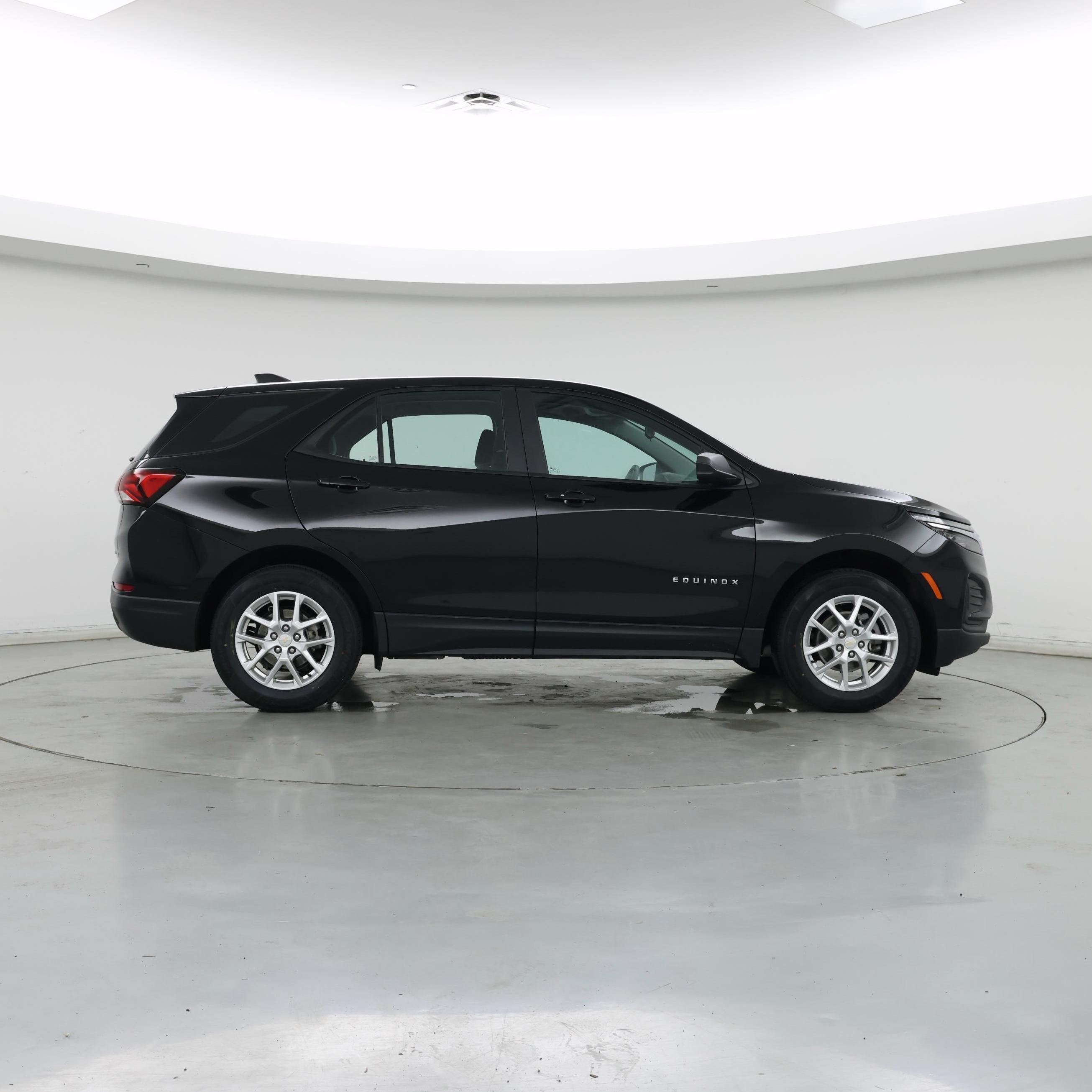 Thumbnail: 2023 Chevrolet Equinox - 7