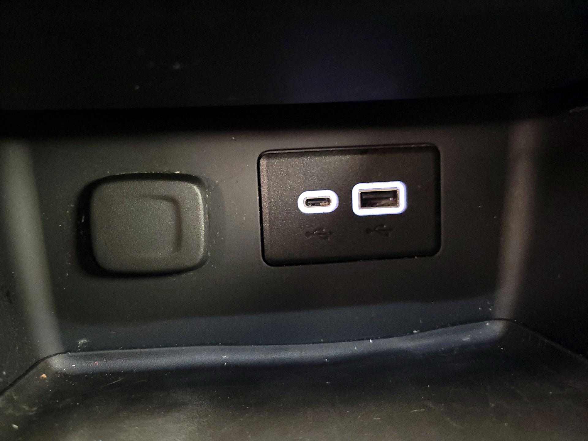 Thumbnail: 2023 GMC Acadia - 18