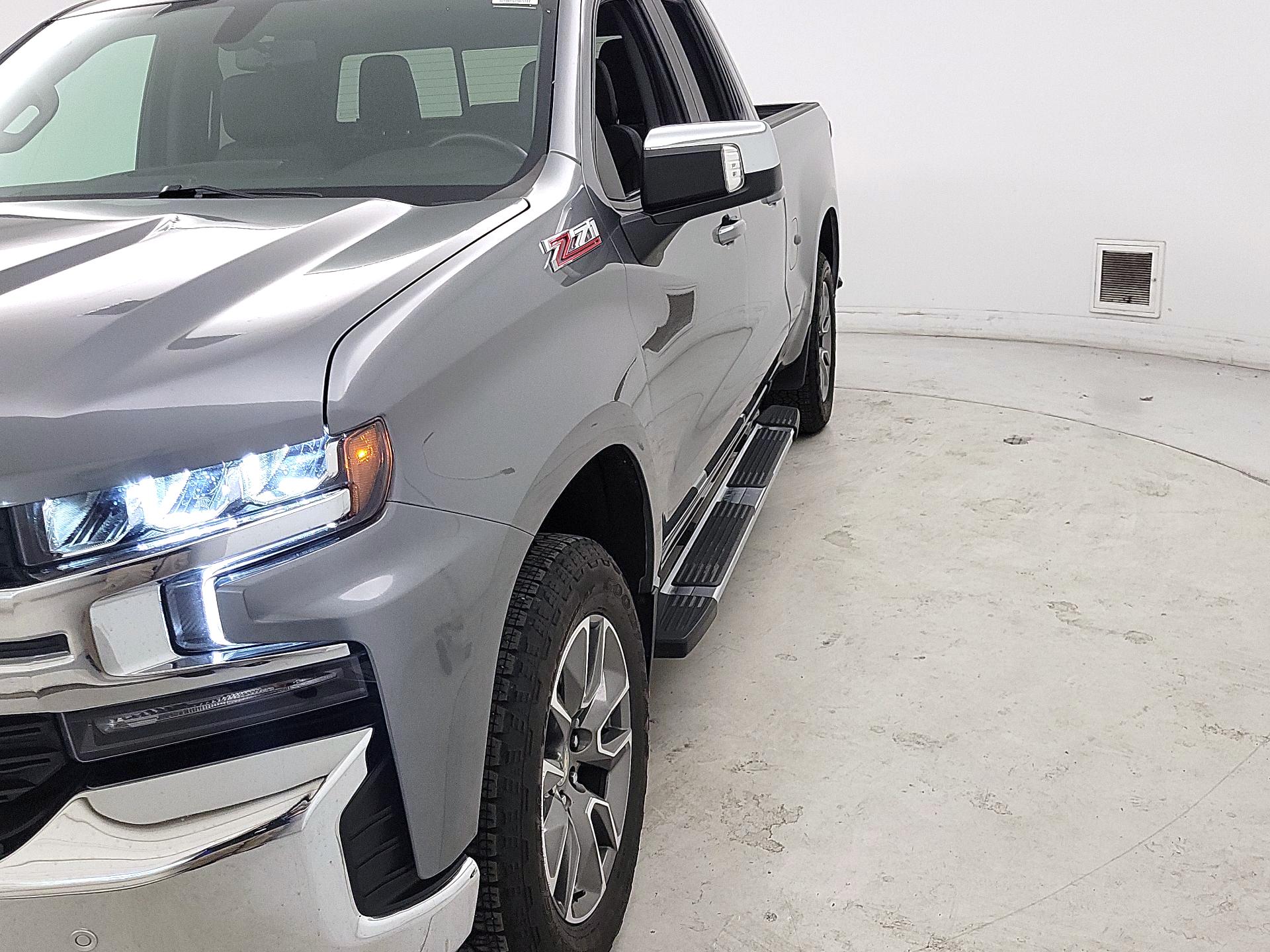 Thumbnail: 2021 Chevrolet Silverado 1500 - 3