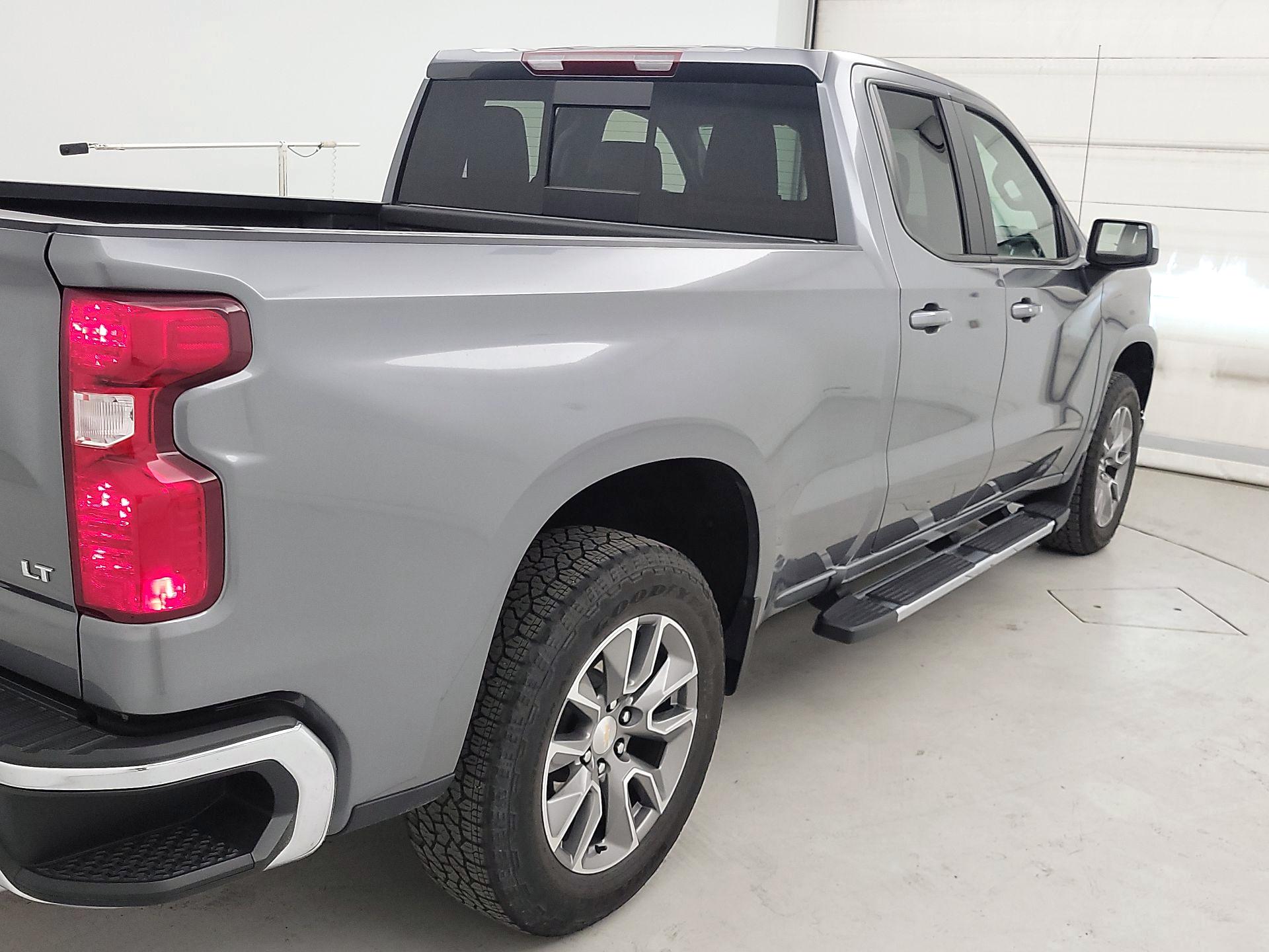 Thumbnail: 2021 Chevrolet Silverado 1500 - 5