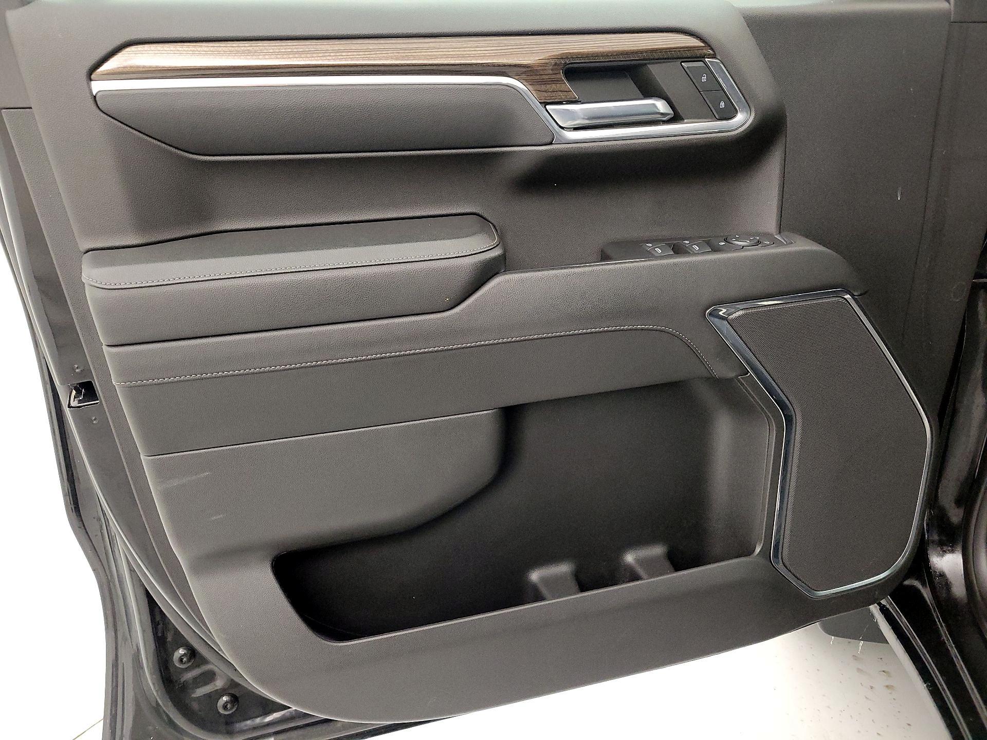 Thumbnail: 2023 Chevrolet Silverado 1500 - 12