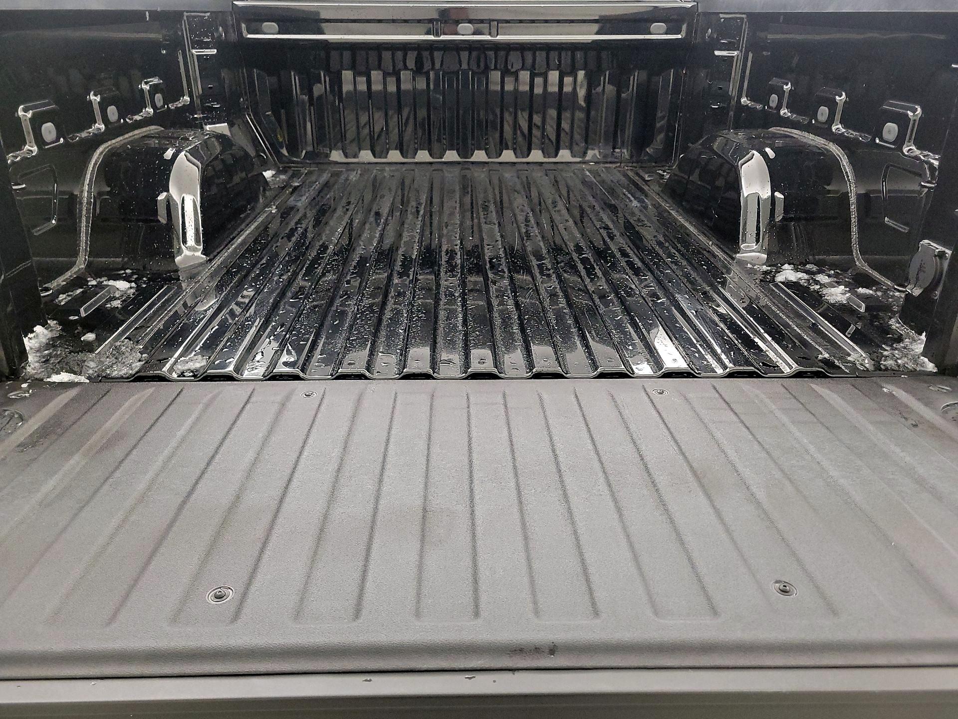 Thumbnail: 2023 Chevrolet Silverado 1500 - 20