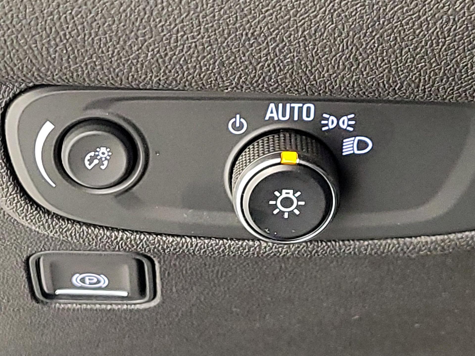 Thumbnail: 2022 GMC Terrain - 13