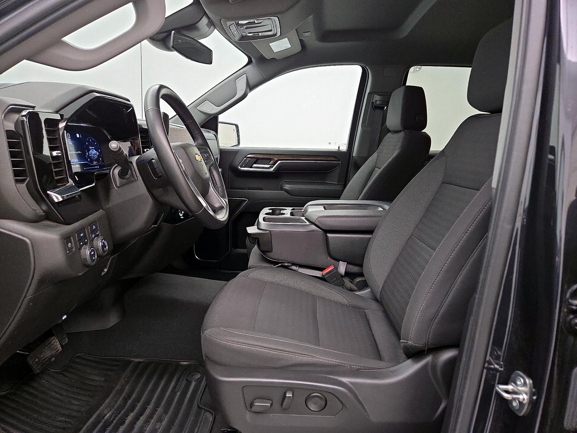 Thumbnail: 2023 Chevrolet Silverado 1500 - 11