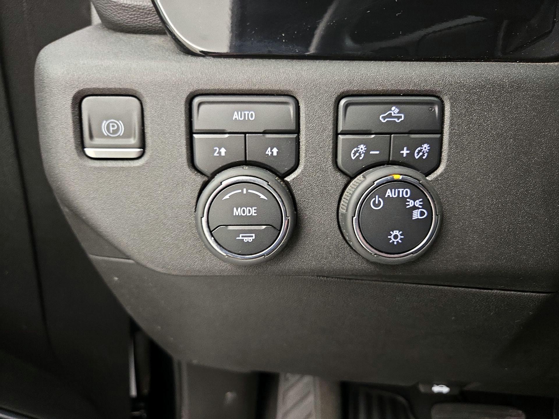 Thumbnail: 2023 Chevrolet Silverado 1500 - 13