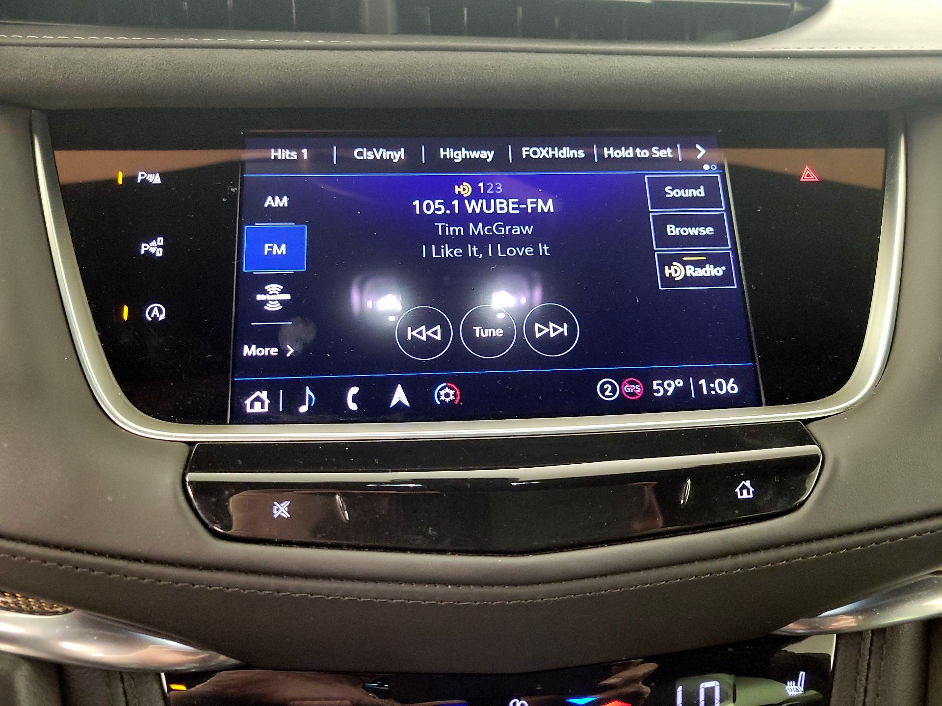 Thumbnail: 2023 Cadillac XT5 - 16